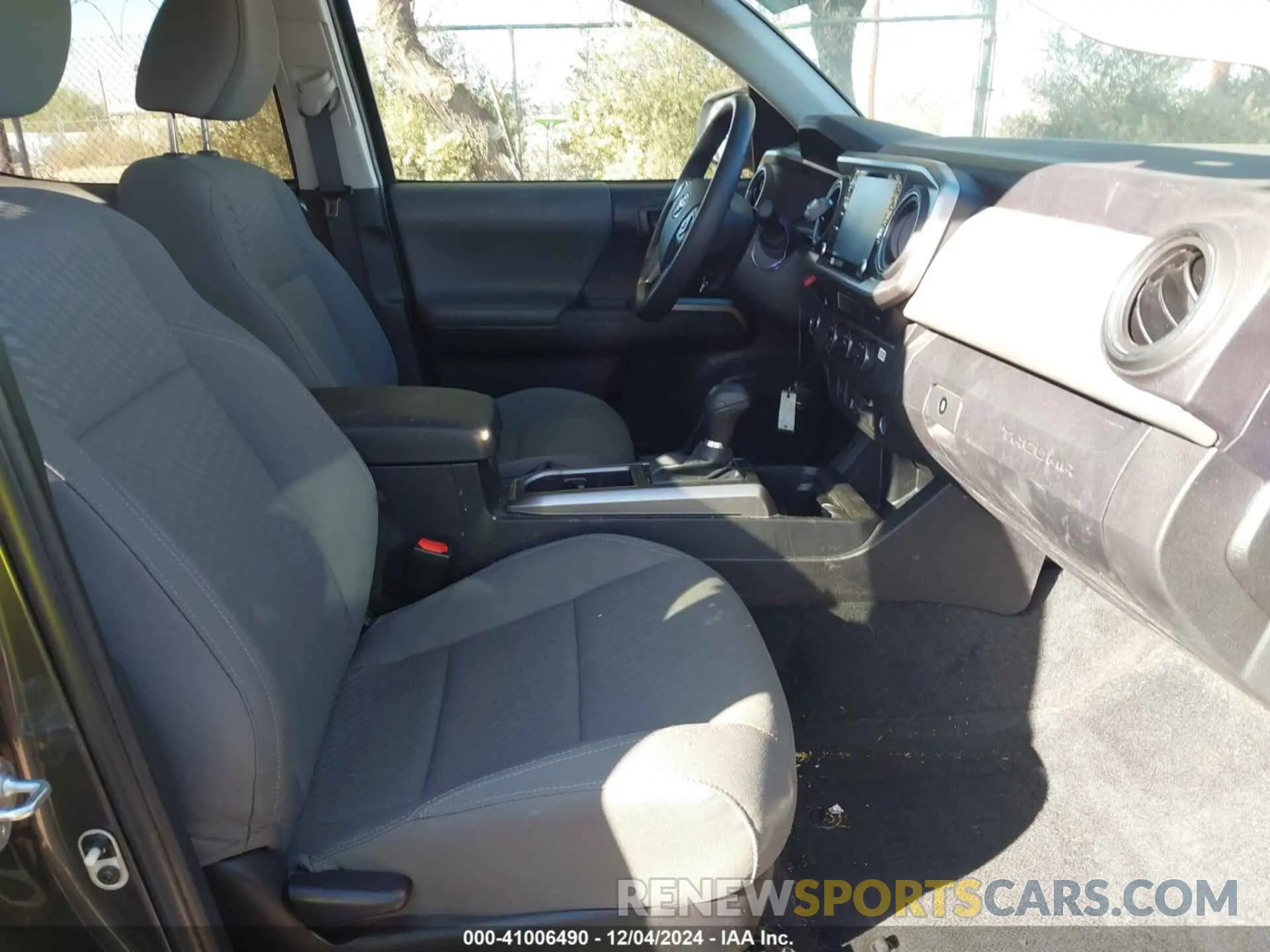 5 Photograph of a damaged car 3TMBZ5DN6PM038874 TOYOTA TACOMA 2023