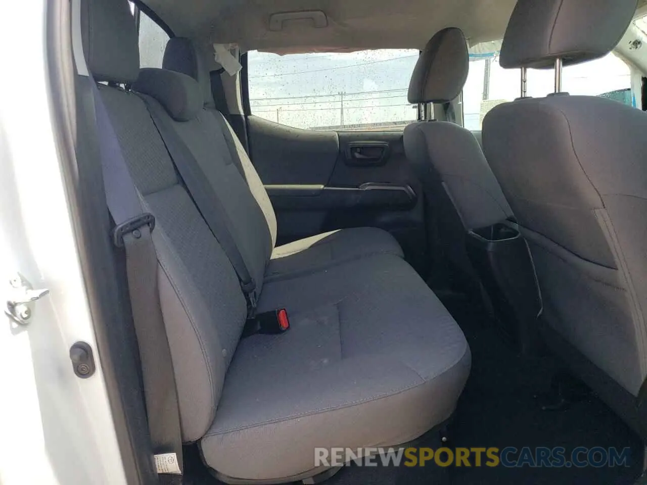 10 Photograph of a damaged car 3TMBZ5DN6PM039877 TOYOTA TACOMA 2023
