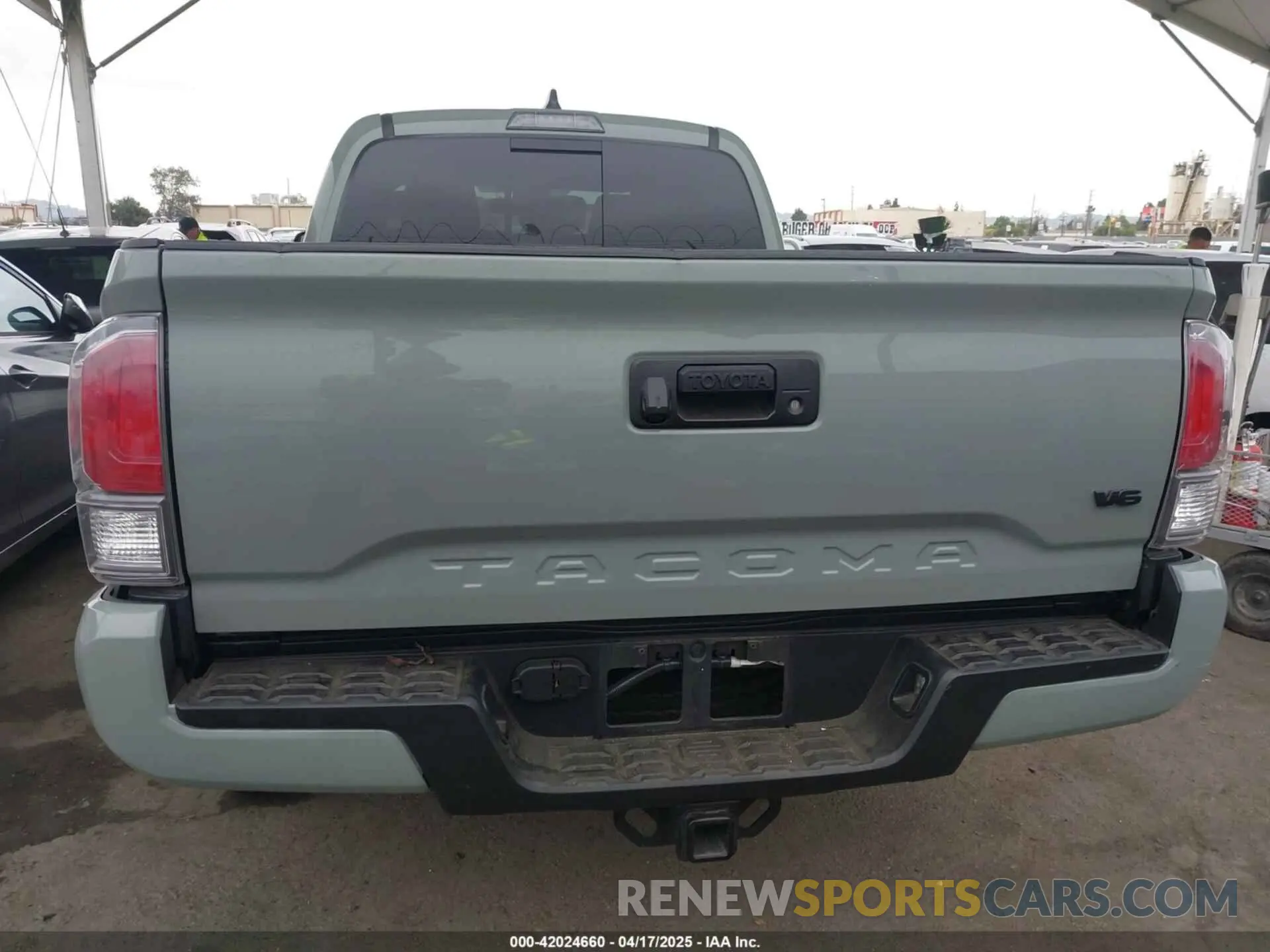 16 Photograph of a damaged car 3TMBZ5DN9PM039212 TOYOTA TACOMA 2023