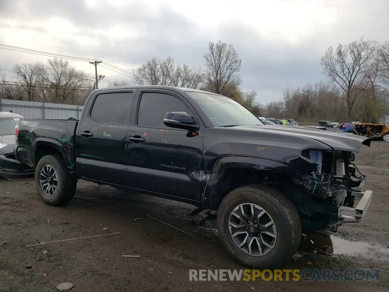 4 Photograph of a damaged car 3TMCZ5AN0PM539509 TOYOTA TACOMA 2023