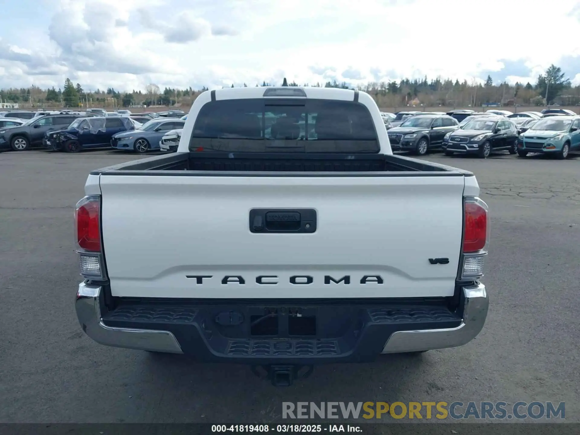 16 Photograph of a damaged car 3TMCZ5AN0PM541700 TOYOTA TACOMA 2023