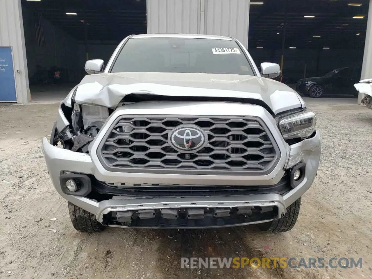 5 Photograph of a damaged car 3TMCZ5AN0PM552115 TOYOTA TACOMA 2023