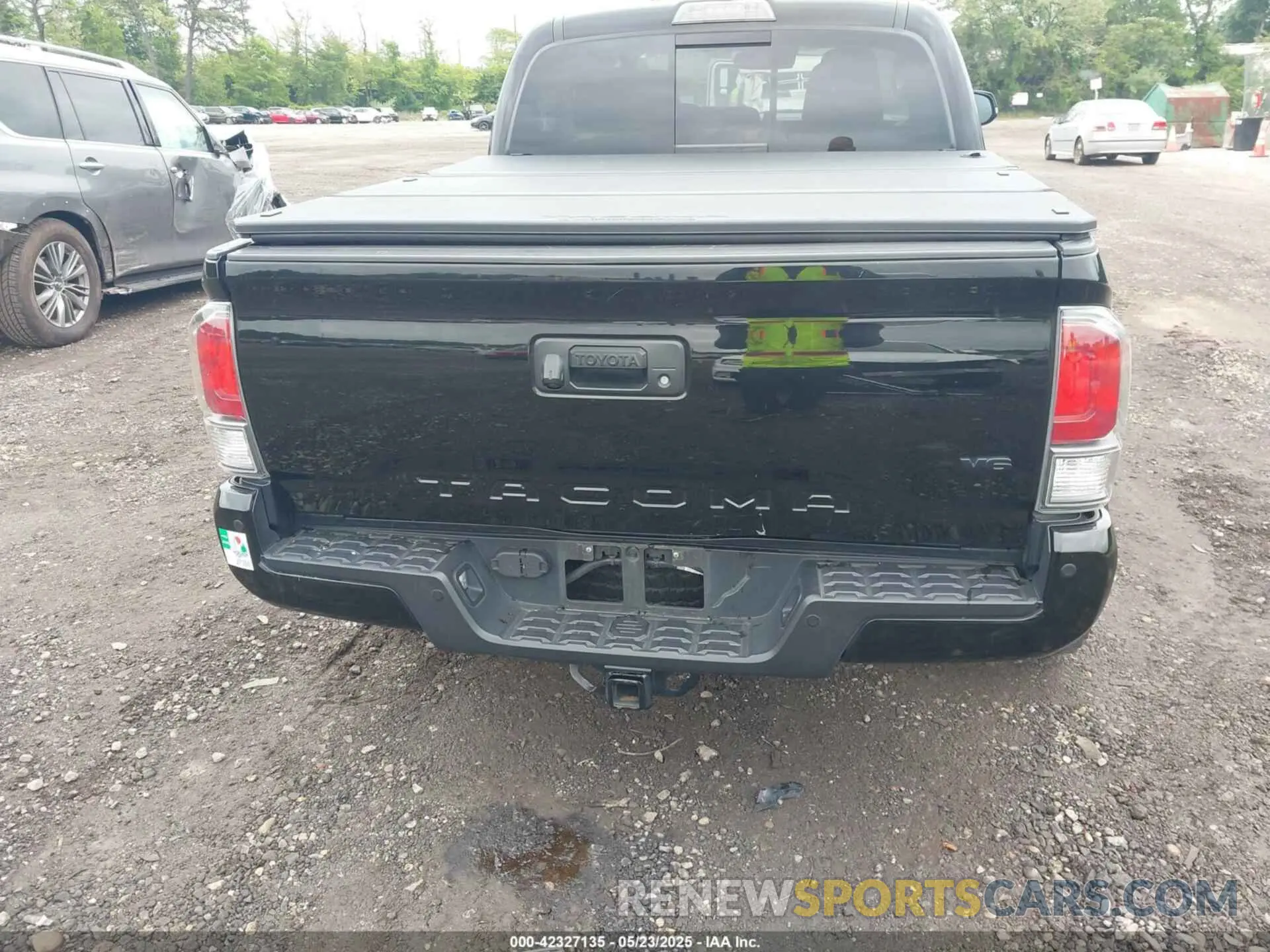 16 Photograph of a damaged car 3TMCZ5AN0PM568640 TOYOTA TACOMA 2023
