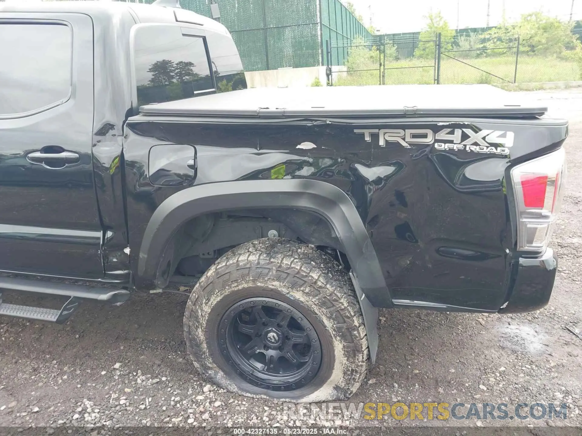 6 Photograph of a damaged car 3TMCZ5AN0PM568640 TOYOTA TACOMA 2023
