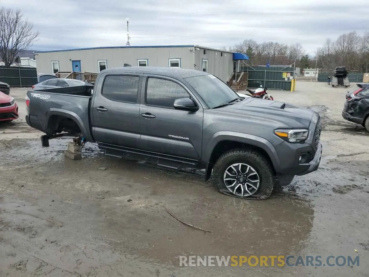 4 Photograph of a damaged car 3TMCZ5AN0PM582974 TOYOTA TACOMA 2023