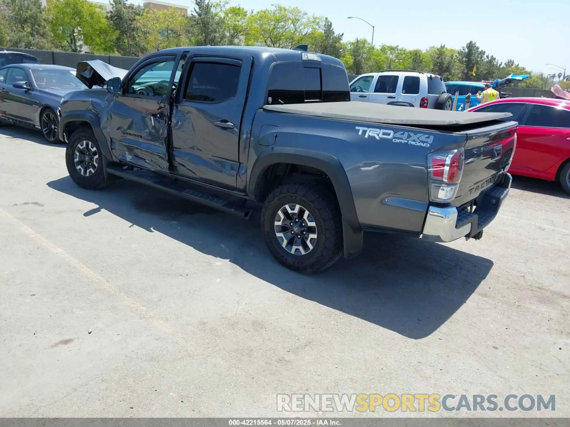3 Photograph of a damaged car 3TMCZ5AN0PM637083 TOYOTA TACOMA 2023