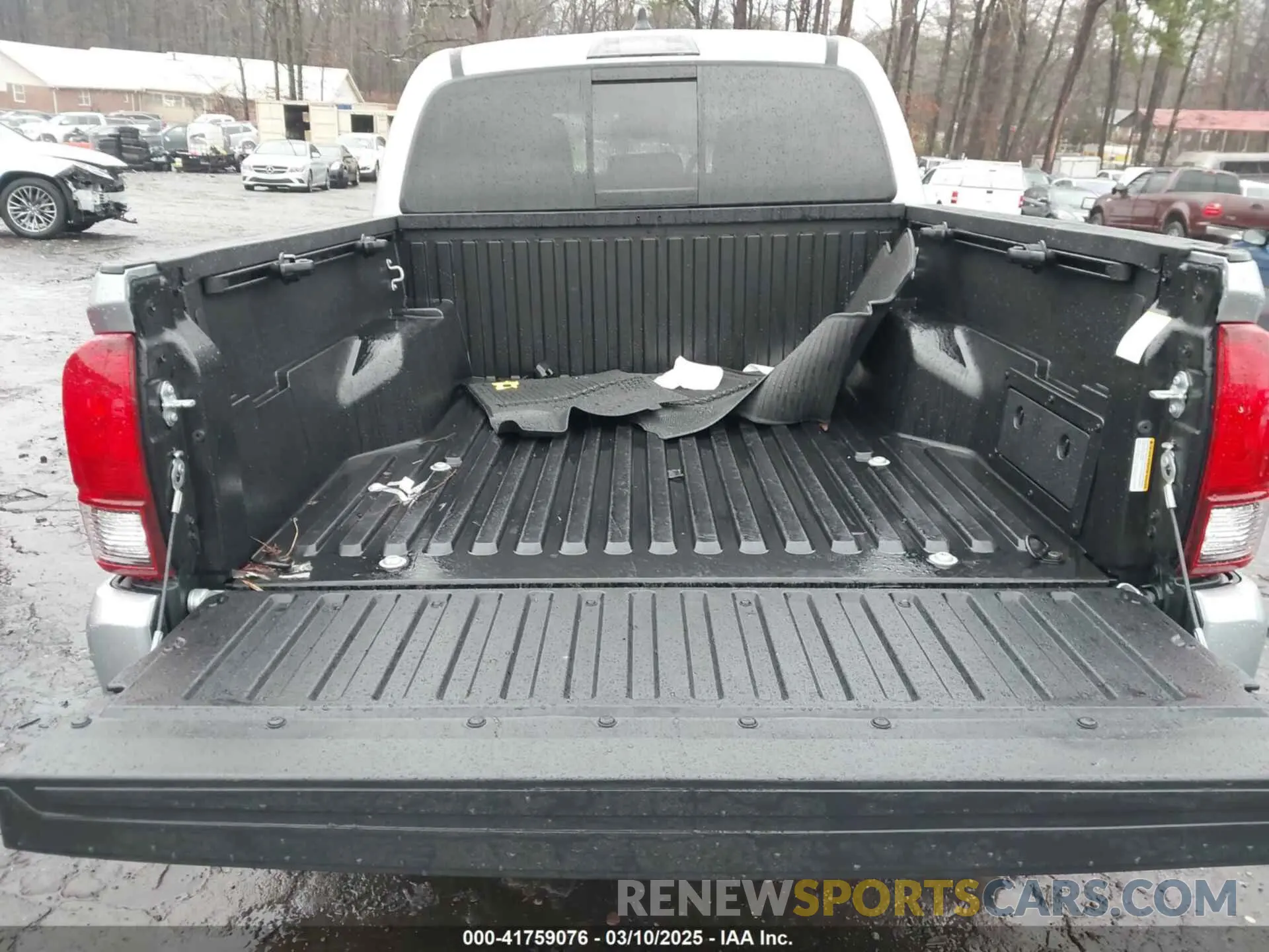 16 Photograph of a damaged car 3TMCZ5AN0PM639934 TOYOTA TACOMA 2023