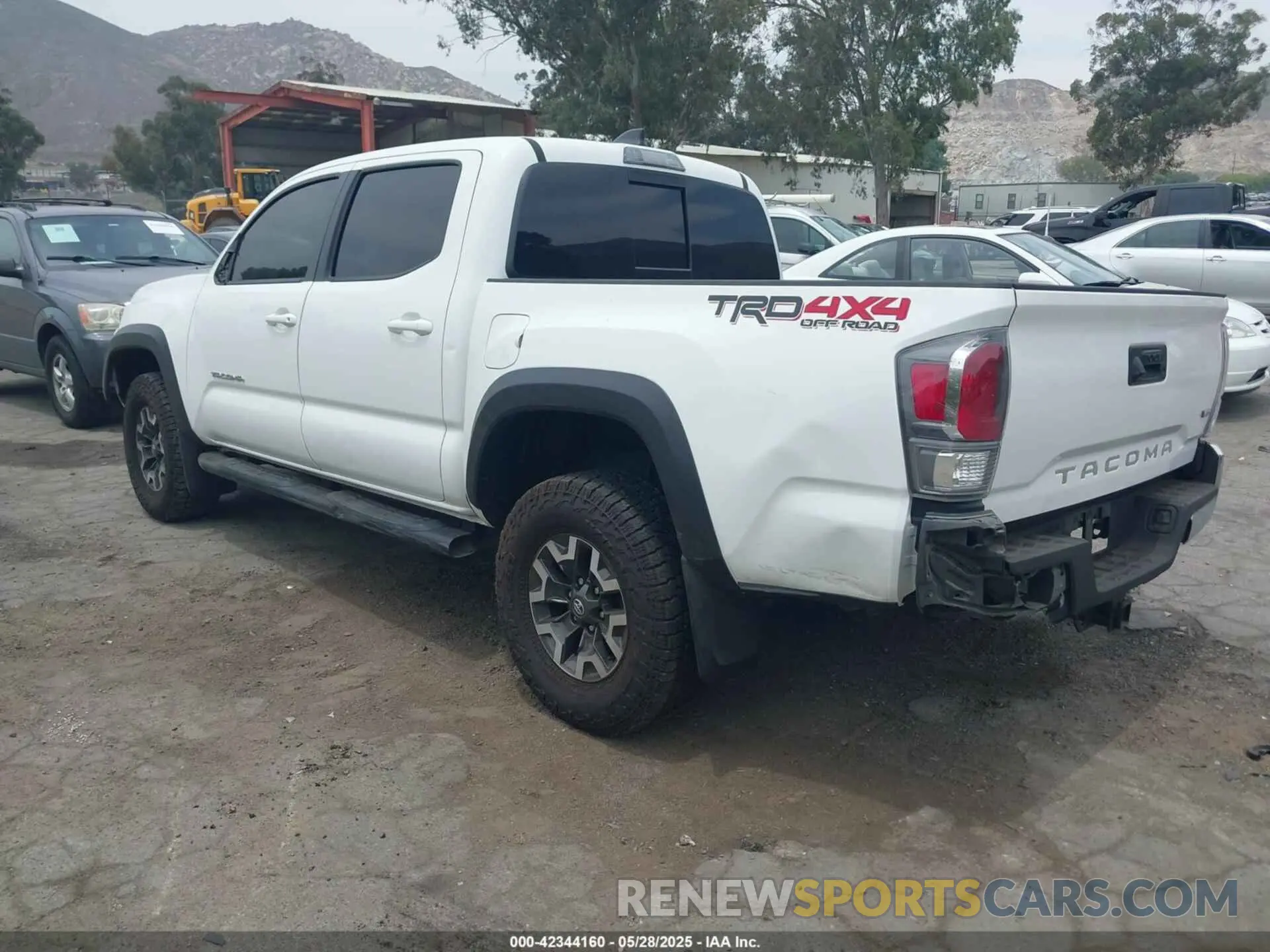 3 Photograph of a damaged car 3TMCZ5AN1PM556299 TOYOTA TACOMA 2023