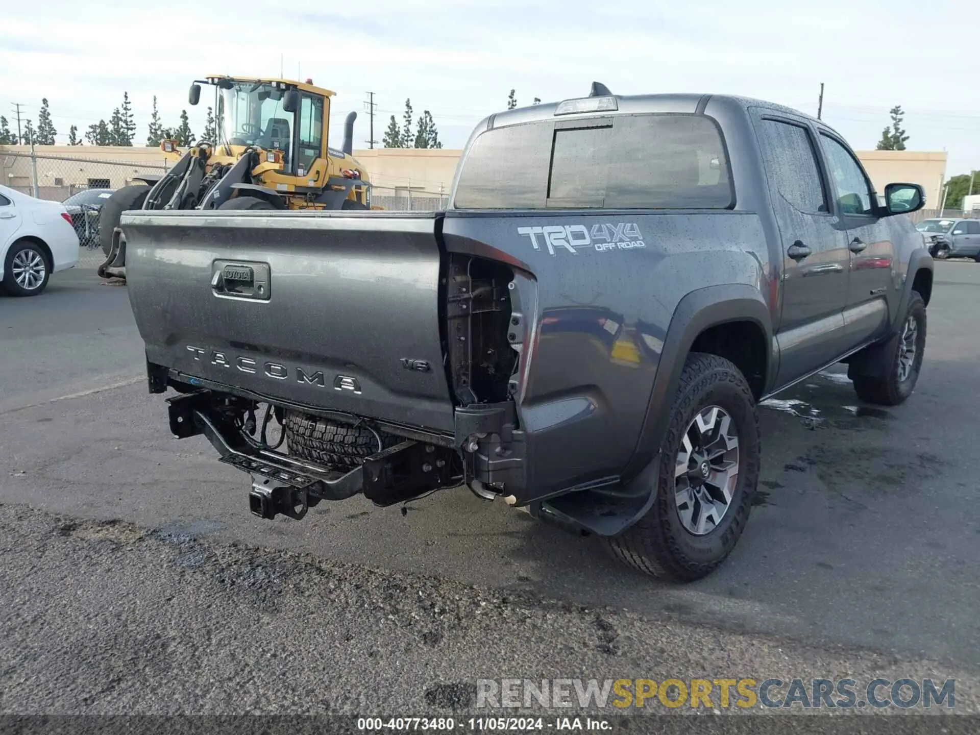 4 Photograph of a damaged car 3TMCZ5AN1PM582336 TOYOTA TACOMA 2023