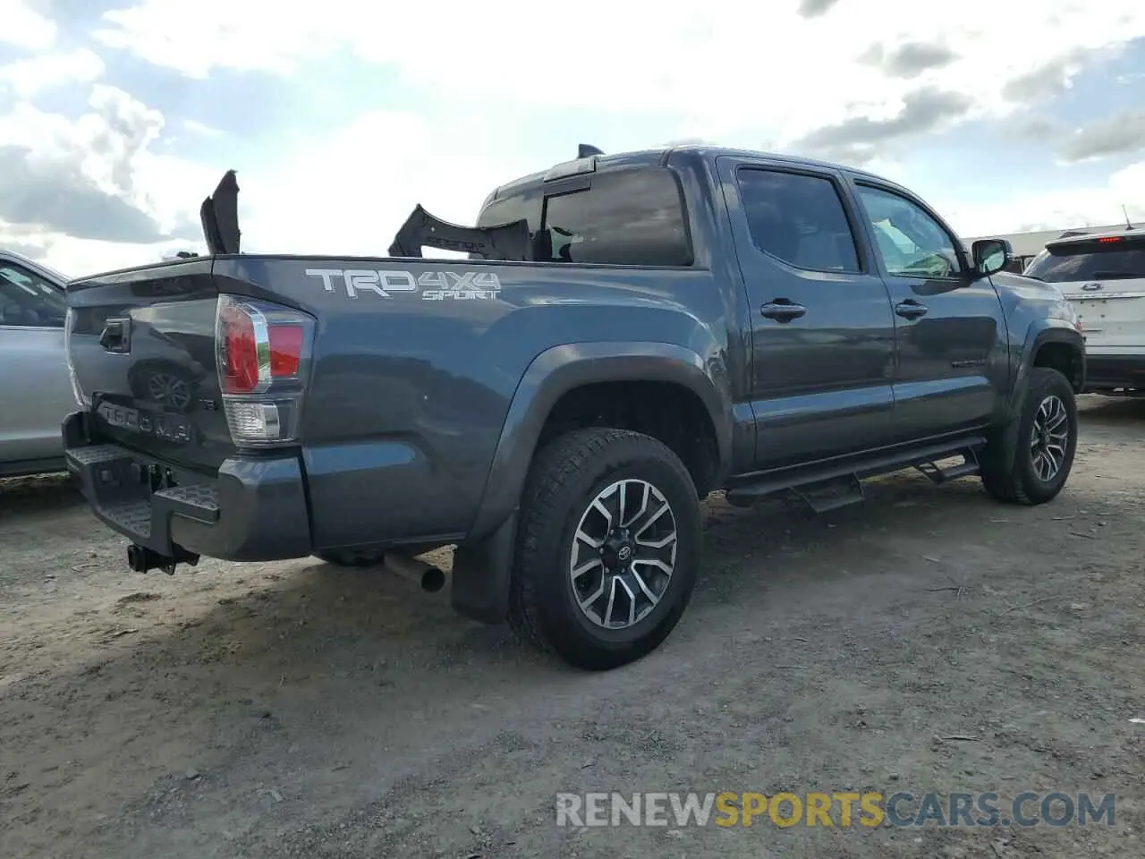 3 Photograph of a damaged car 3TMCZ5AN1PM582613 TOYOTA TACOMA 2023