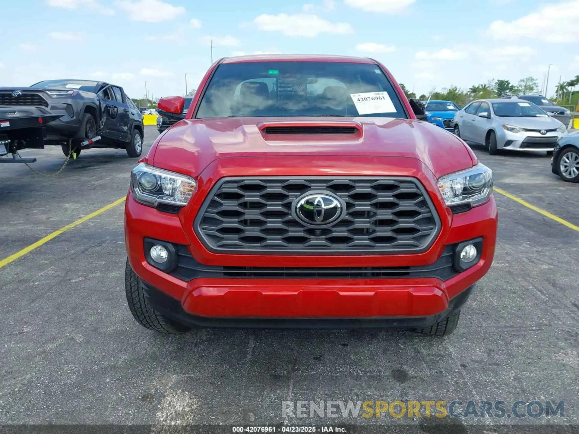 13 Photograph of a damaged car 3TMCZ5AN1PM583051 TOYOTA TACOMA 2023