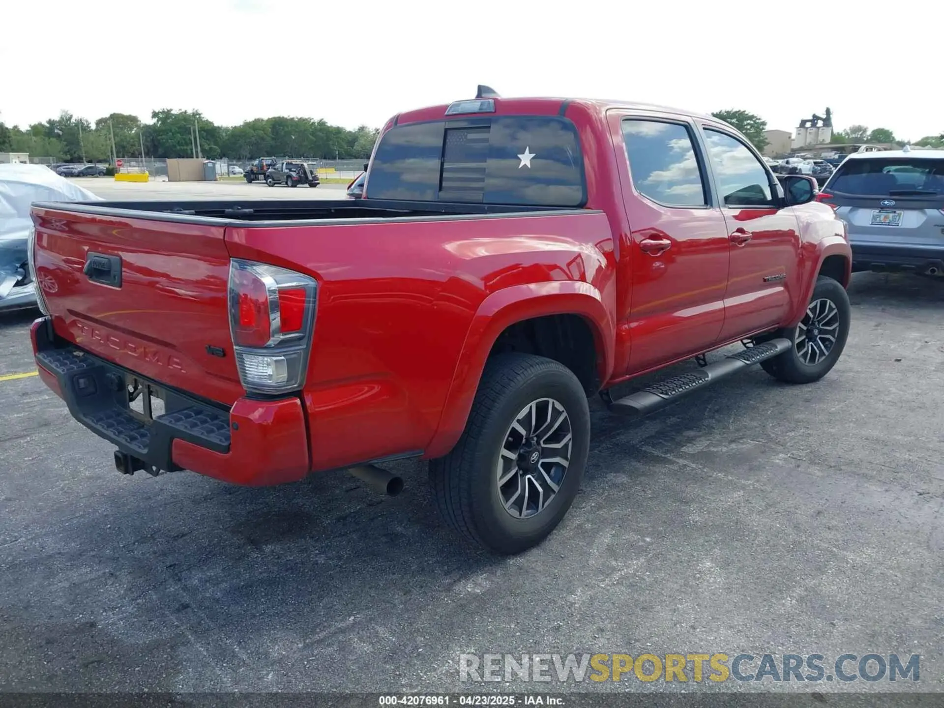 4 Photograph of a damaged car 3TMCZ5AN1PM583051 TOYOTA TACOMA 2023