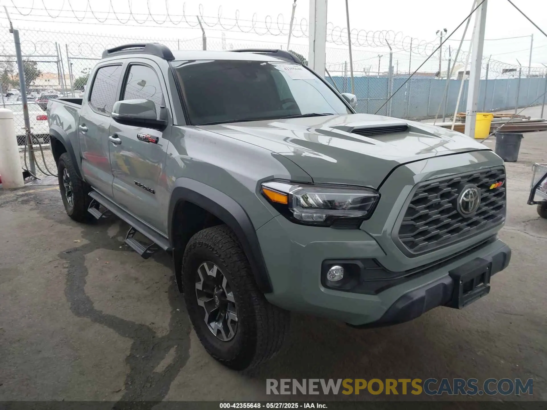 1 Photograph of a damaged car 3TMCZ5AN1PM602567 TOYOTA TACOMA 2023