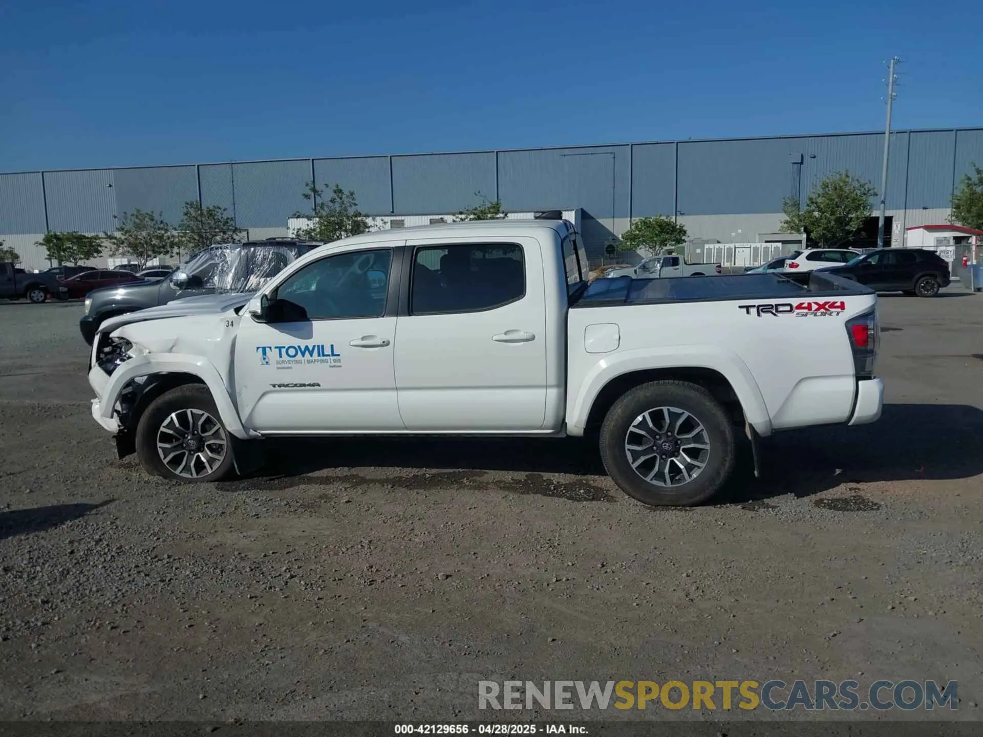 15 Photograph of a damaged car 3TMCZ5AN1PM631292 TOYOTA TACOMA 2023