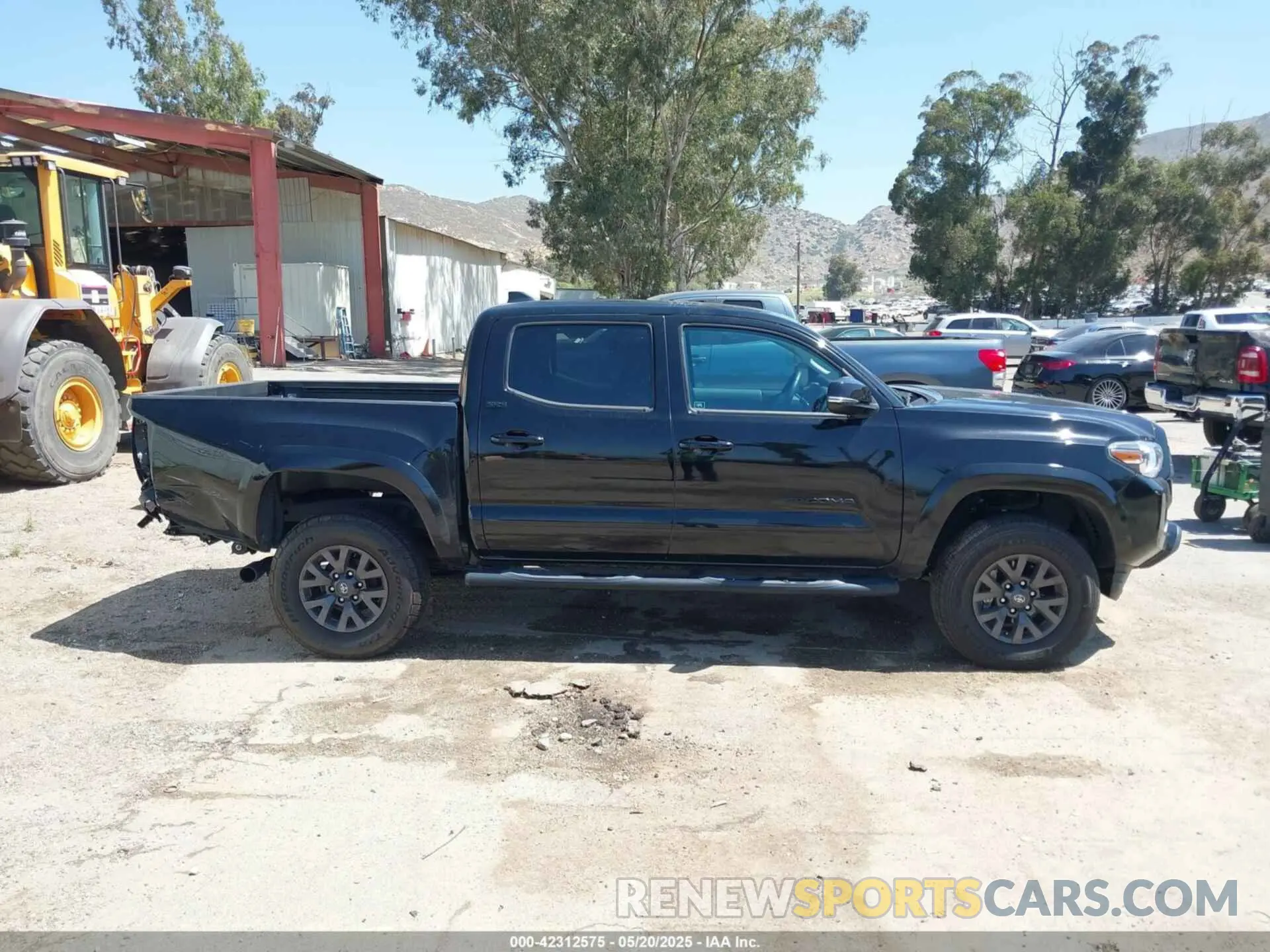 13 Photograph of a damaged car 3TMCZ5AN1PM654572 TOYOTA TACOMA 2023