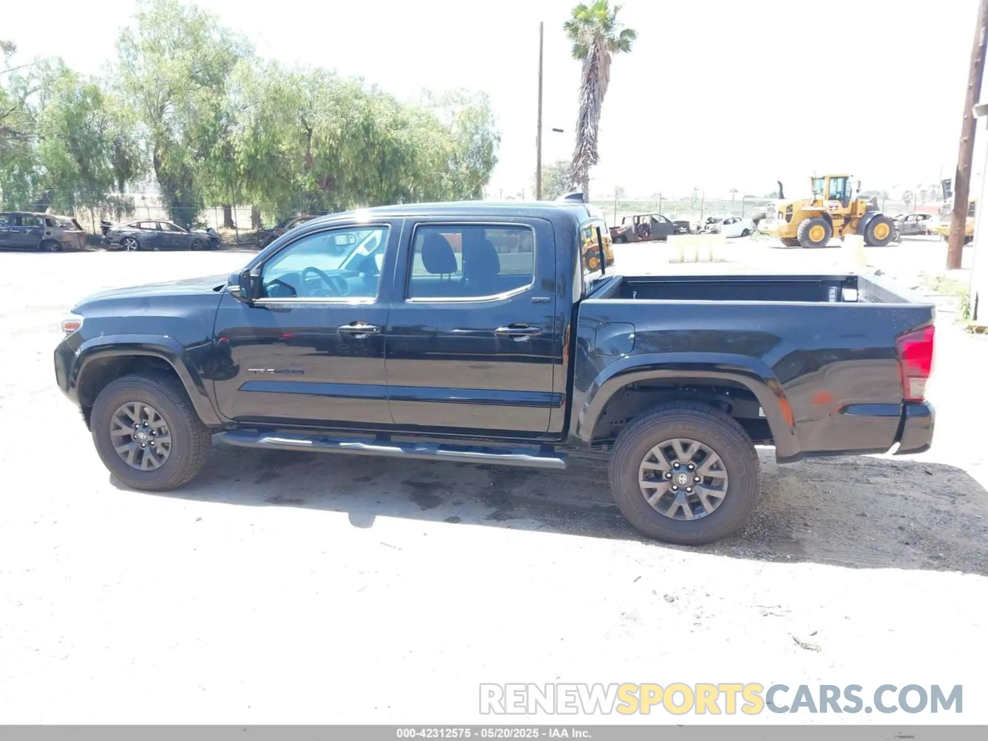 14 Photograph of a damaged car 3TMCZ5AN1PM654572 TOYOTA TACOMA 2023