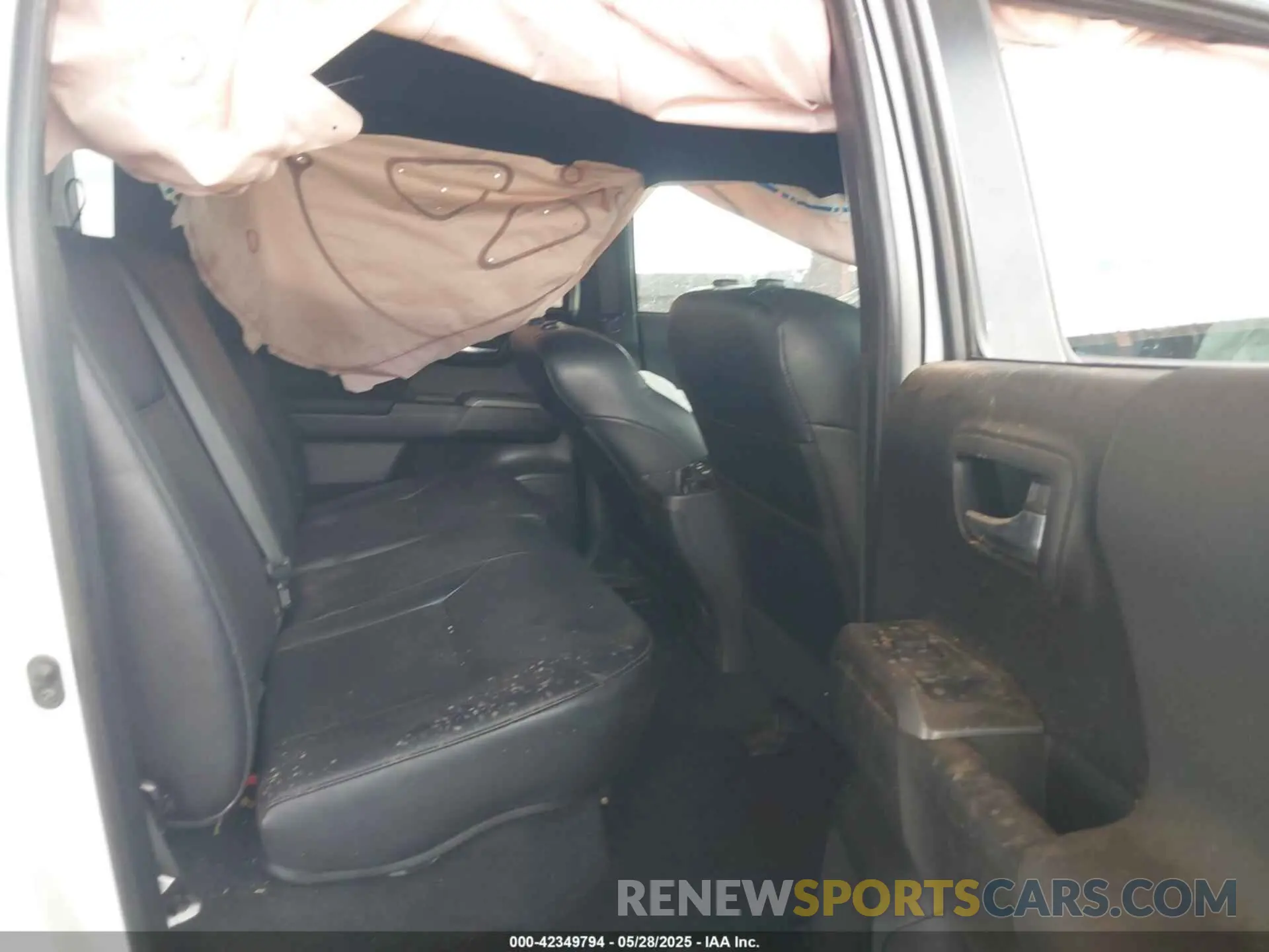 8 Photograph of a damaged car 3TMCZ5AN2PM536191 TOYOTA TACOMA 2023
