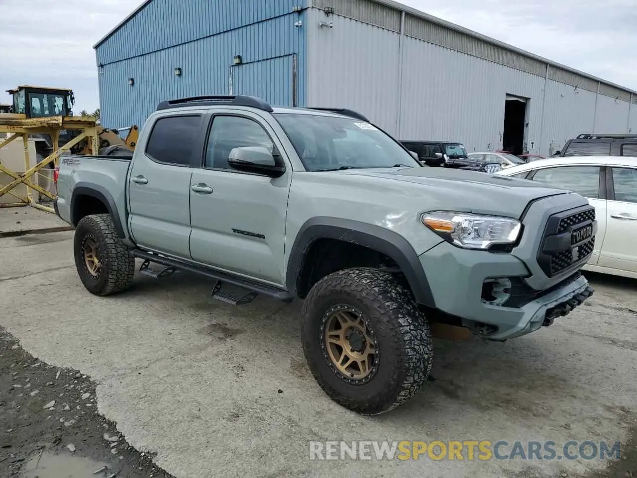4 Photograph of a damaged car 3TMCZ5AN2PM552049 TOYOTA TACOMA 2023