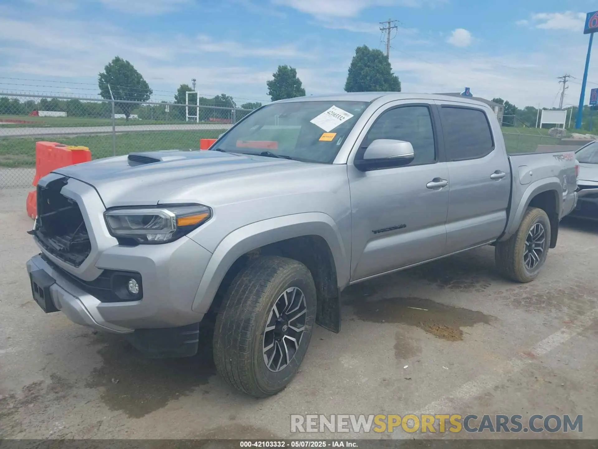 2 Photograph of a damaged car 3TMCZ5AN2PM553895 TOYOTA TACOMA 2023