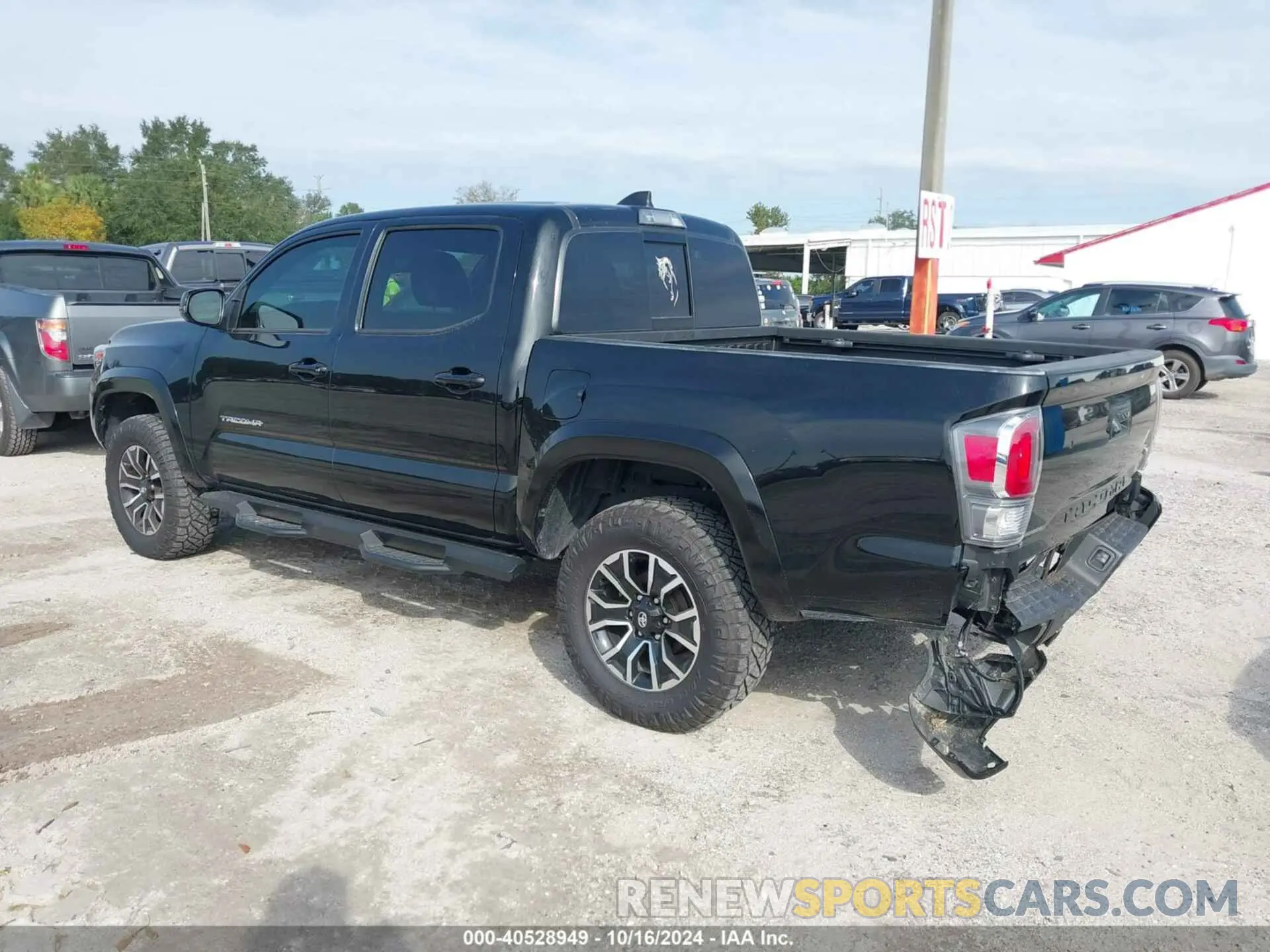 3 Photograph of a damaged car 3TMCZ5AN2PM585889 TOYOTA TACOMA 2023