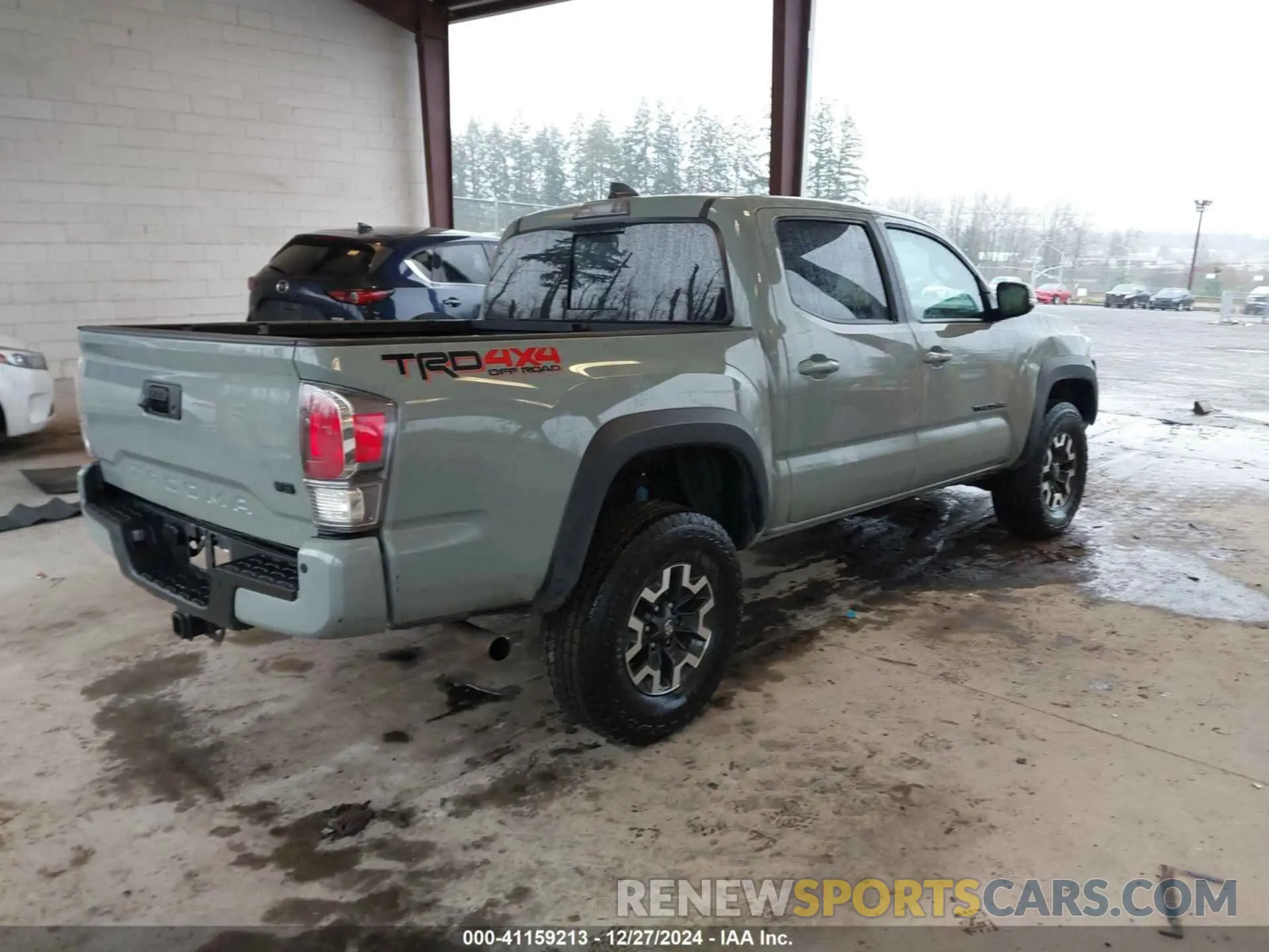 4 Photograph of a damaged car 3TMCZ5AN2PM603467 TOYOTA TACOMA 2023