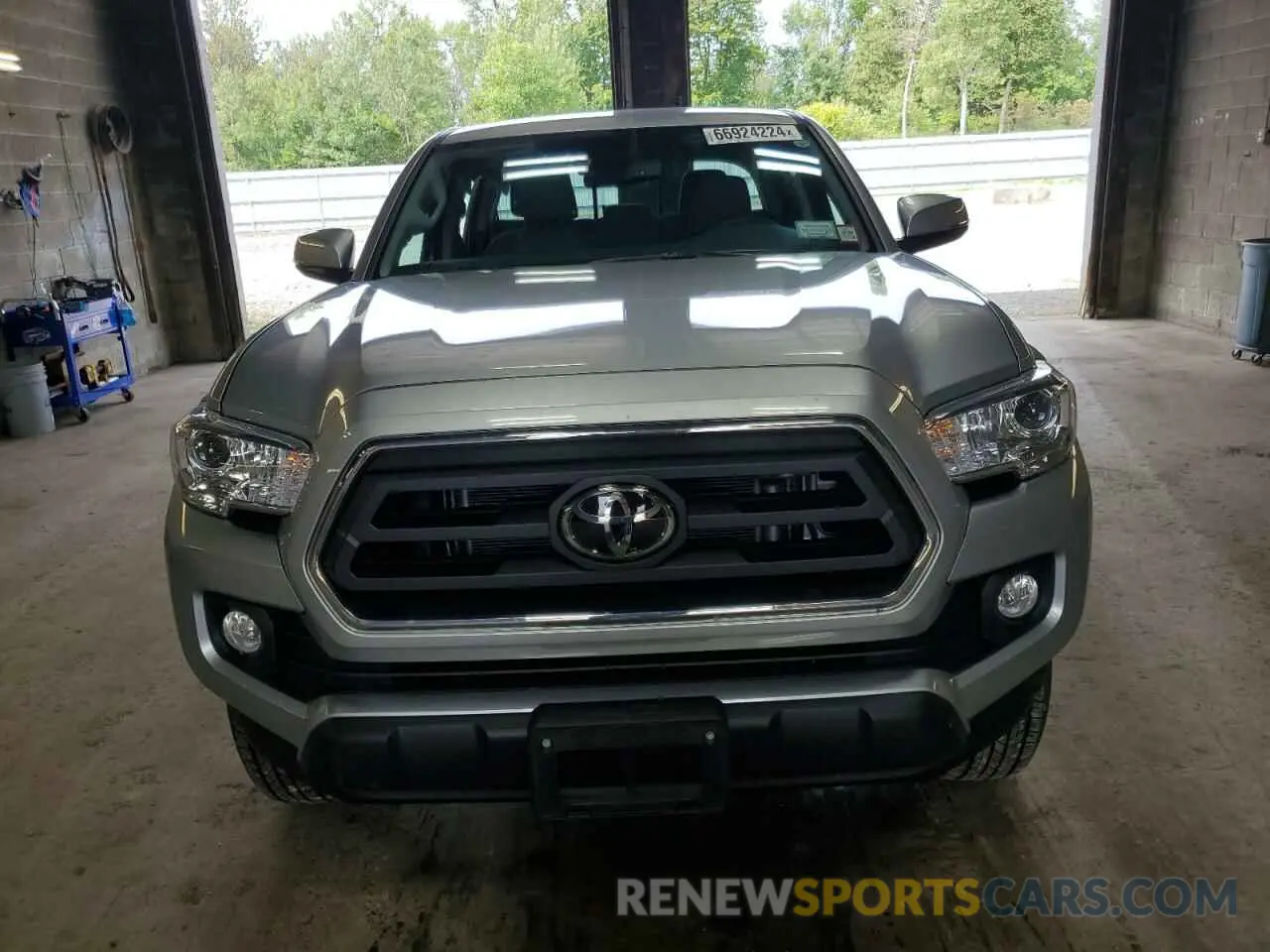5 Photograph of a damaged car 3TMCZ5AN2PM631267 TOYOTA TACOMA 2023