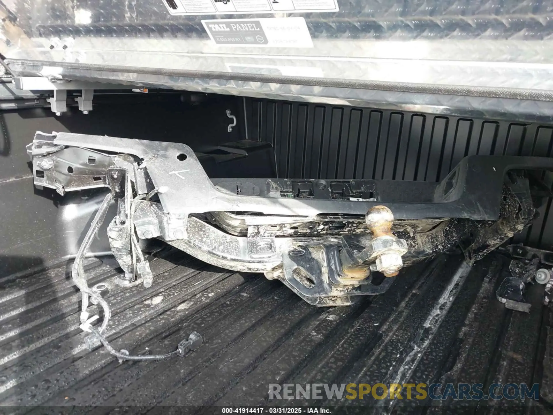 18 Photograph of a damaged car 3TMCZ5AN2PM641880 TOYOTA TACOMA 2023