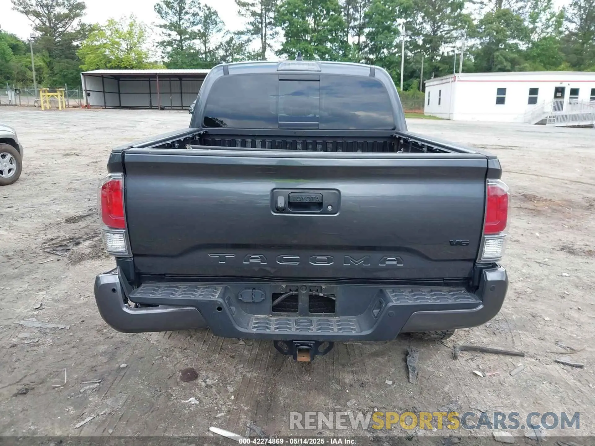 16 Photograph of a damaged car 3TMCZ5AN3PM567076 TOYOTA TACOMA 2023