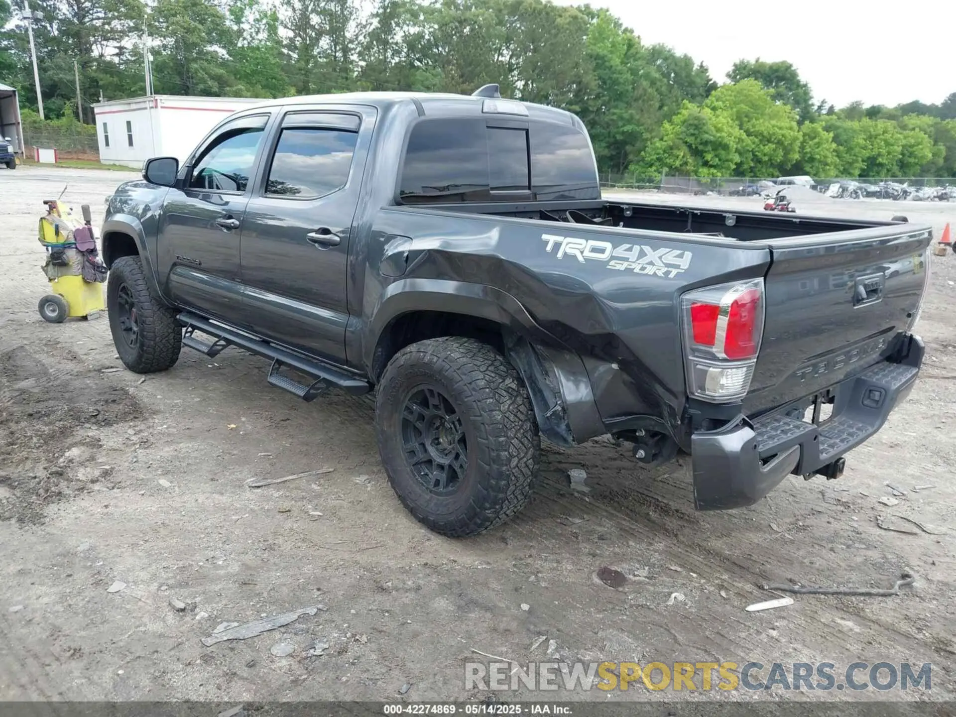 3 Photograph of a damaged car 3TMCZ5AN3PM567076 TOYOTA TACOMA 2023