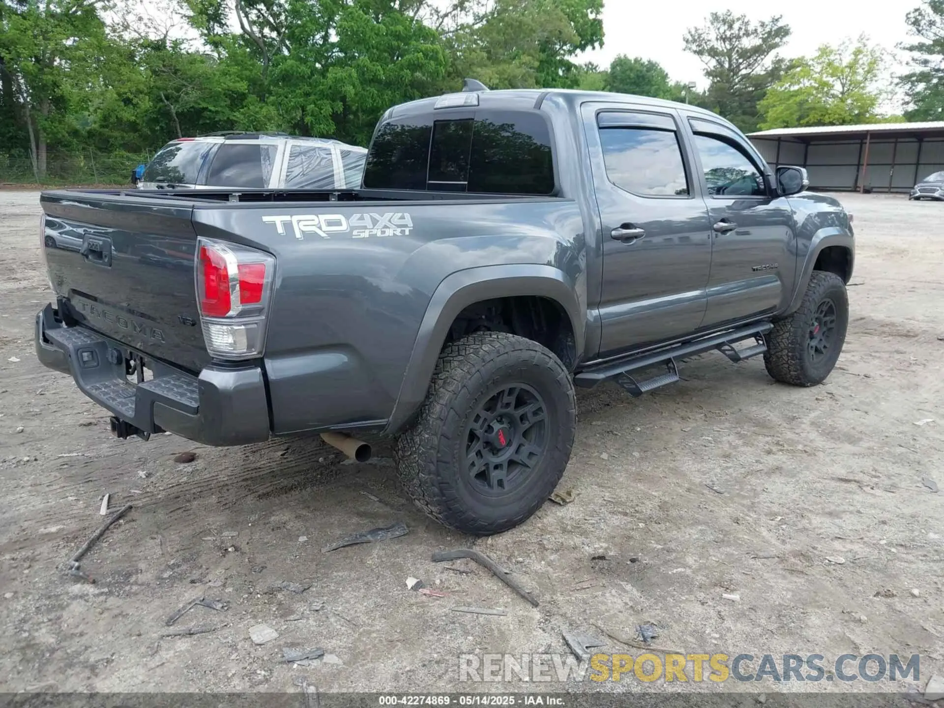 4 Photograph of a damaged car 3TMCZ5AN3PM567076 TOYOTA TACOMA 2023