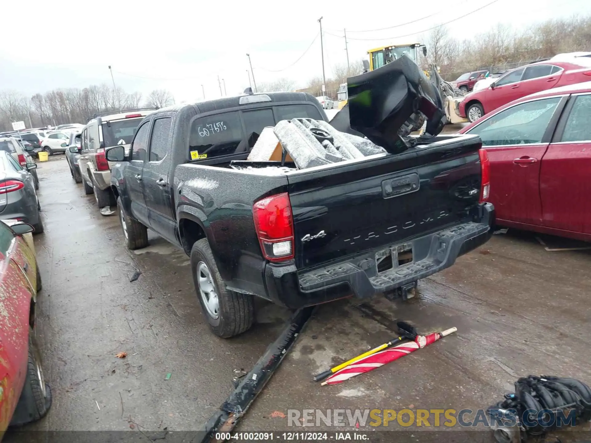 3 Photograph of a damaged car 3TMCZ5AN3PM607656 TOYOTA TACOMA 2023