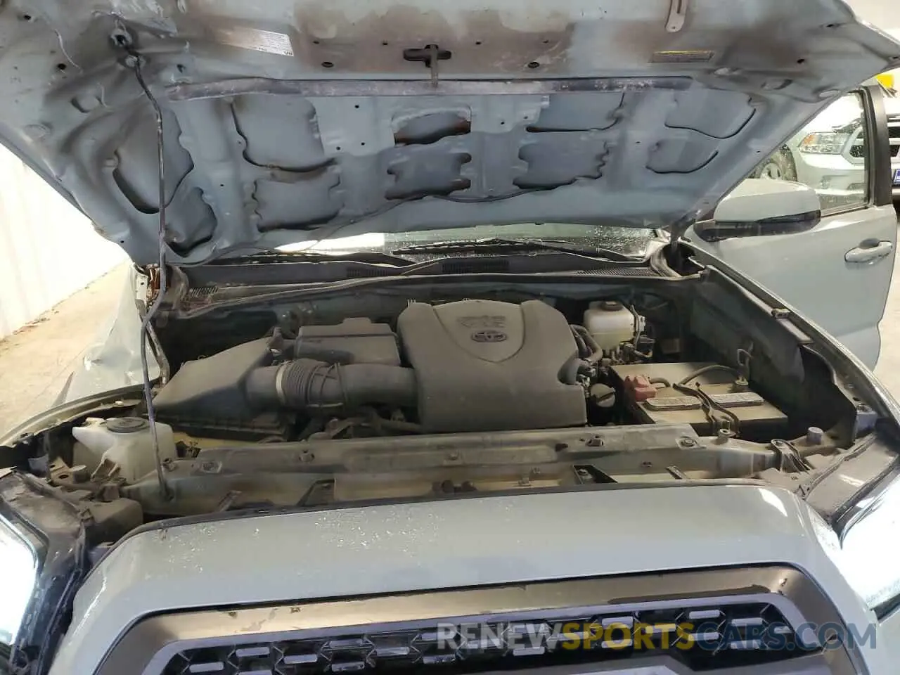11 Photograph of a damaged car 3TMCZ5AN4PM550576 TOYOTA TACOMA 2023