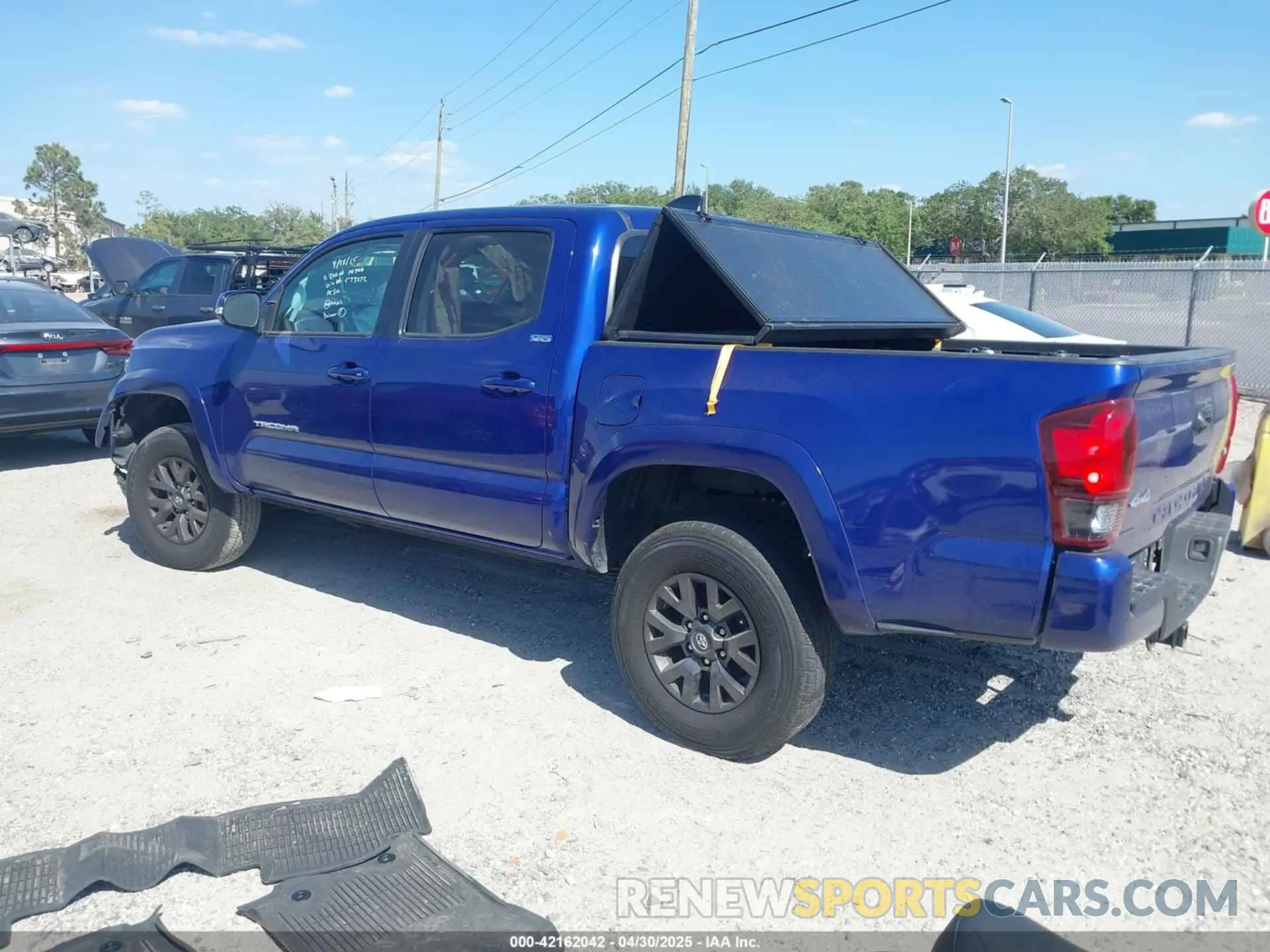 3 Photograph of a damaged car 3TMCZ5AN4PM573372 TOYOTA TACOMA 2023