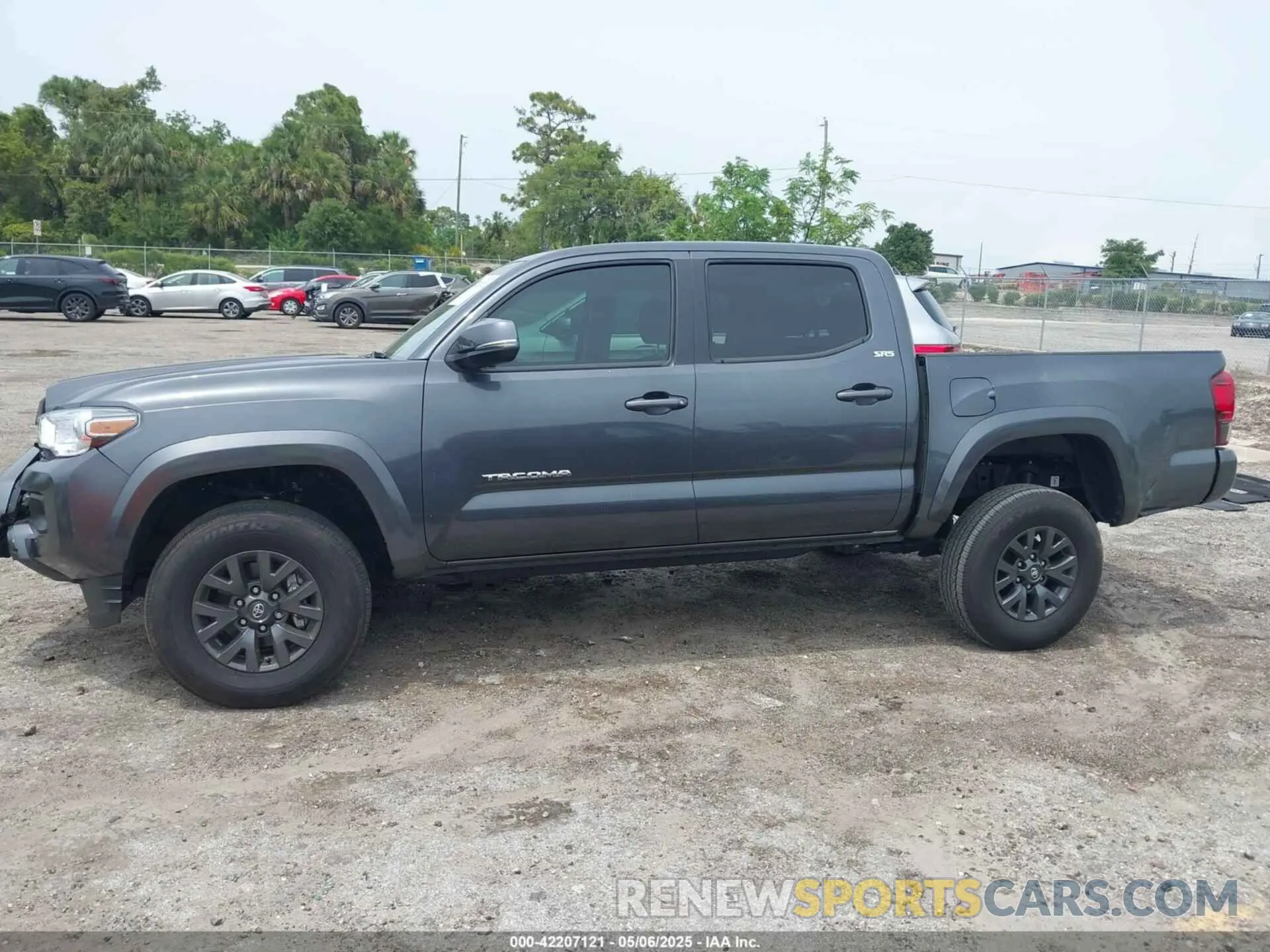 13 Photograph of a damaged car 3TMCZ5AN4PM594481 TOYOTA TACOMA 2023