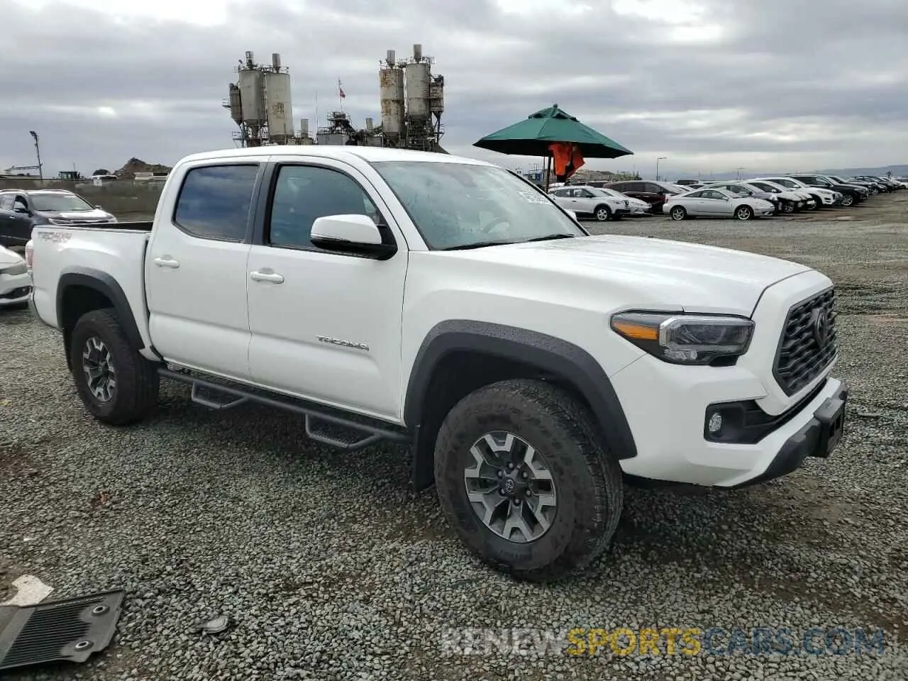 4 Photograph of a damaged car 3TMCZ5AN4PM606693 TOYOTA TACOMA 2023