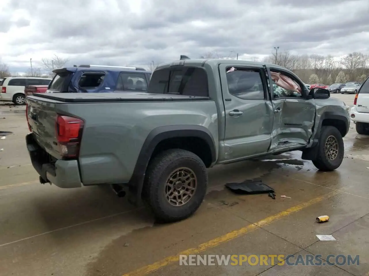3 Photograph of a damaged car 3TMCZ5AN4PM622859 TOYOTA TACOMA 2023