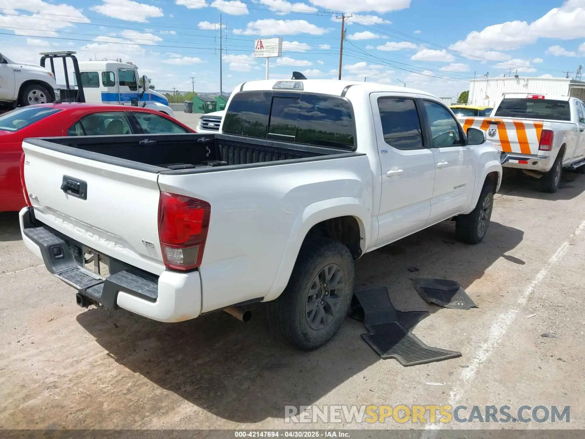 4 Photograph of a damaged car 3TMCZ5AN5PM534662 TOYOTA TACOMA 2023