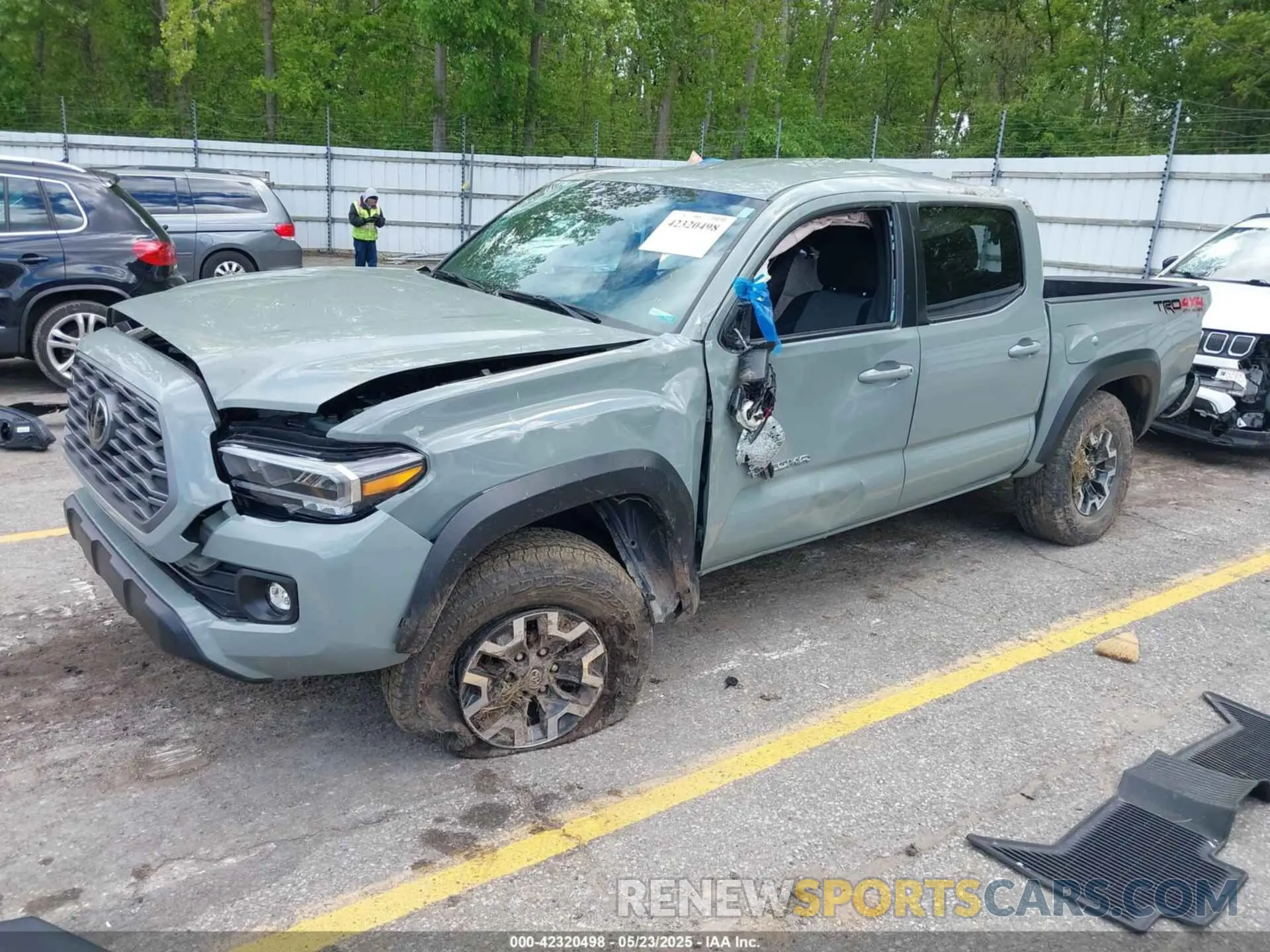 2 Photograph of a damaged car 3TMCZ5AN5PM541627 TOYOTA TACOMA 2023