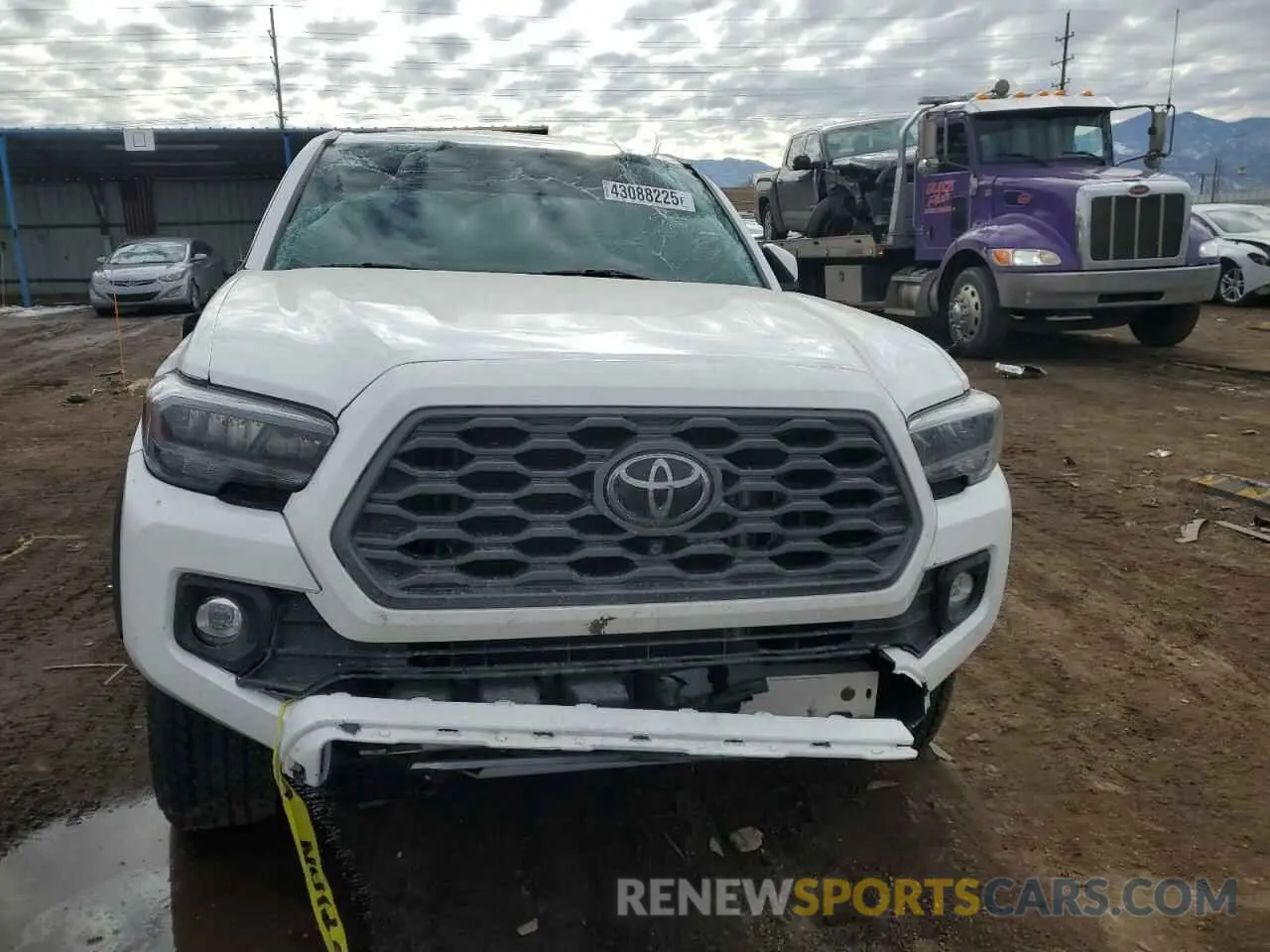5 Photograph of a damaged car 3TMCZ5AN5PM572215 TOYOTA TACOMA 2023