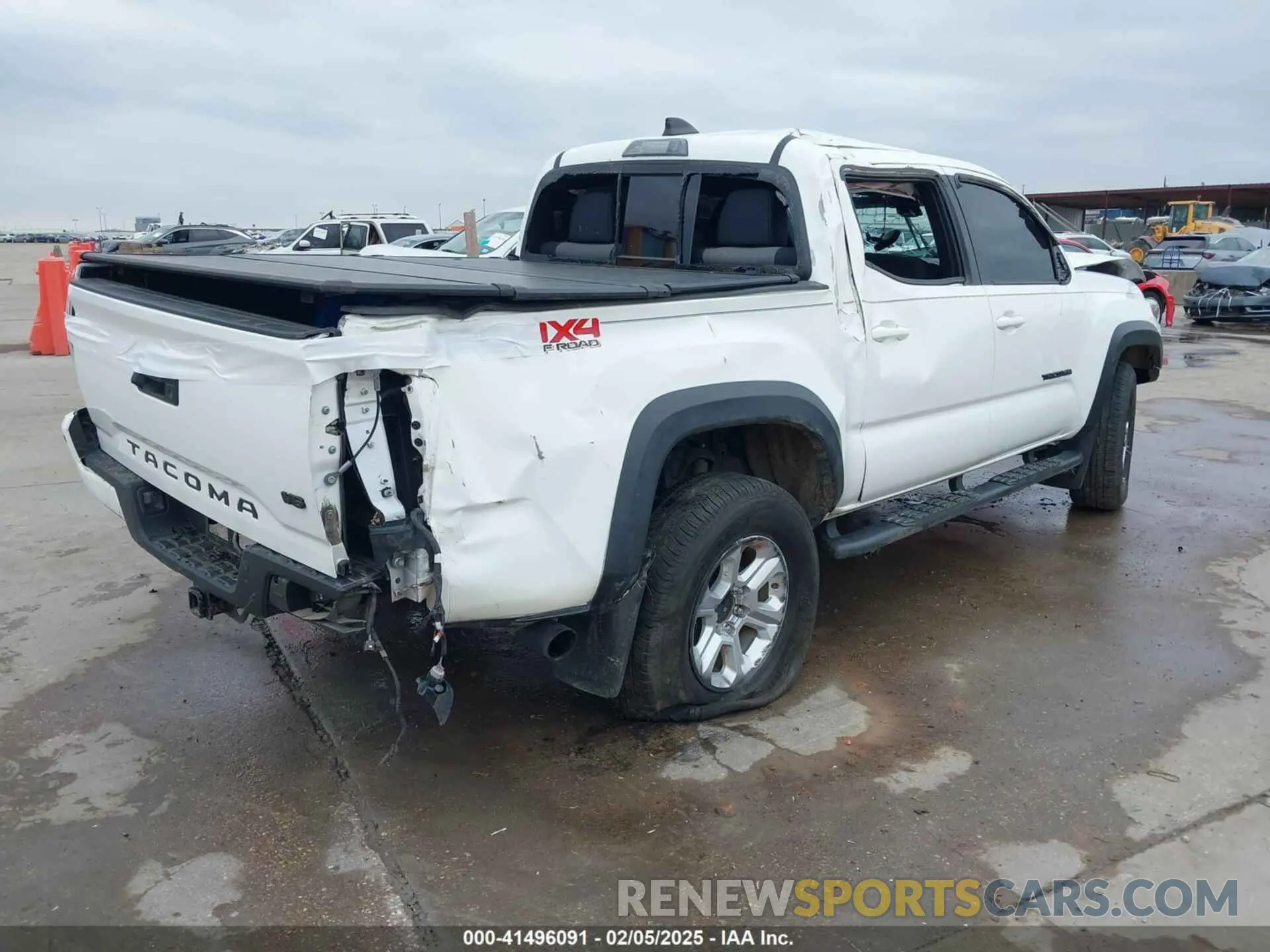 4 Photograph of a damaged car 3TMCZ5AN6PM586608 TOYOTA TACOMA 2023