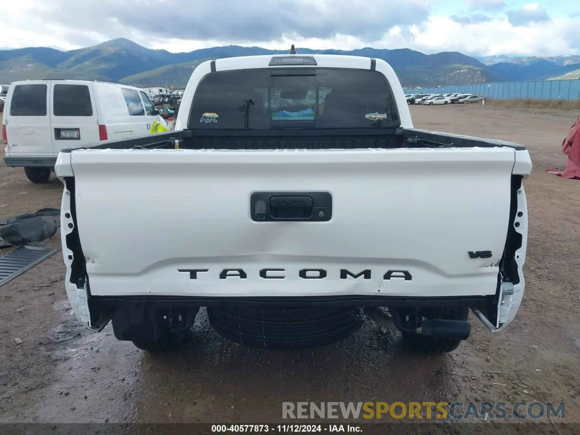 6 Photograph of a damaged car 3TMCZ5AN6PM637881 TOYOTA TACOMA 2023