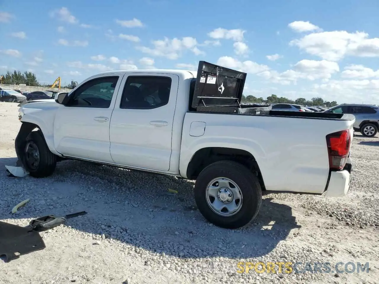 2 Photograph of a damaged car 3TMCZ5AN7PM581983 TOYOTA TACOMA 2023