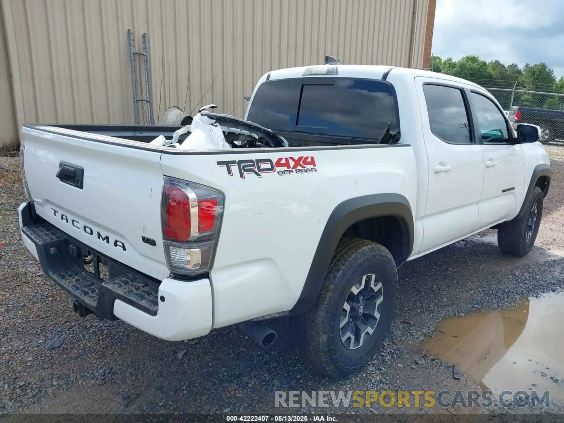 4 Photograph of a damaged car 3TMCZ5AN7PM639378 TOYOTA TACOMA 2023