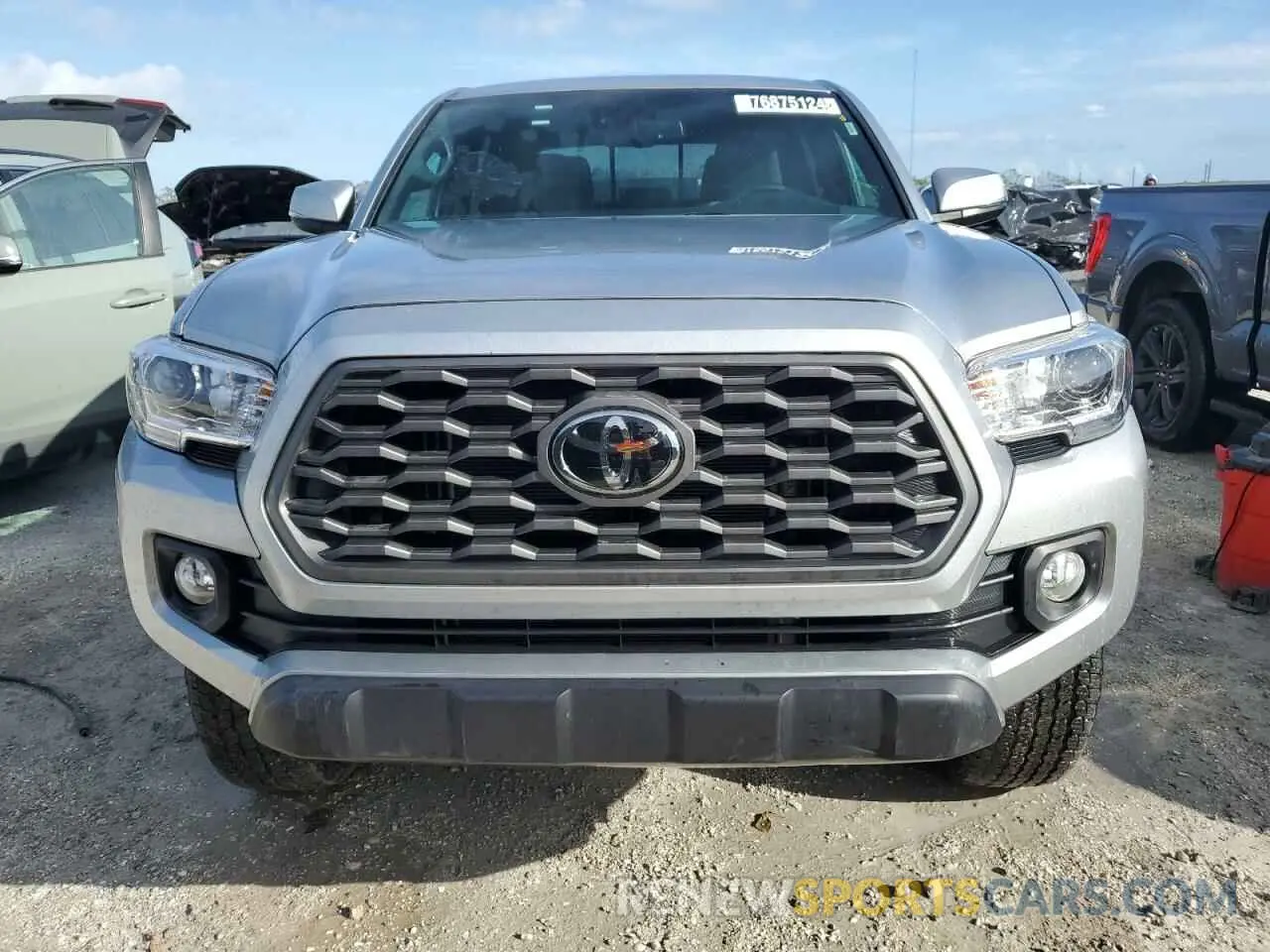 5 Photograph of a damaged car 3TMCZ5AN8PM628647 TOYOTA TACOMA 2023