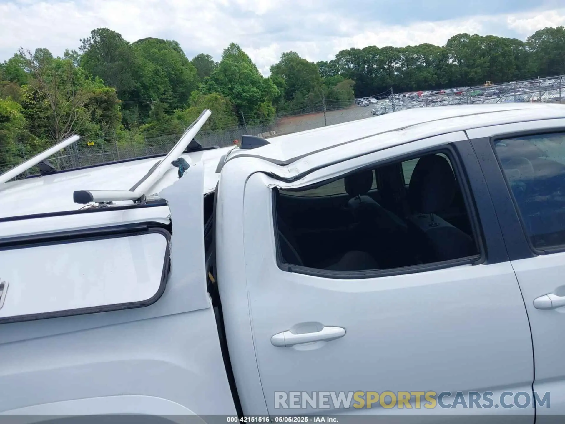 17 Photograph of a damaged car 3TMCZ5AN8PM629765 TOYOTA TACOMA 2023