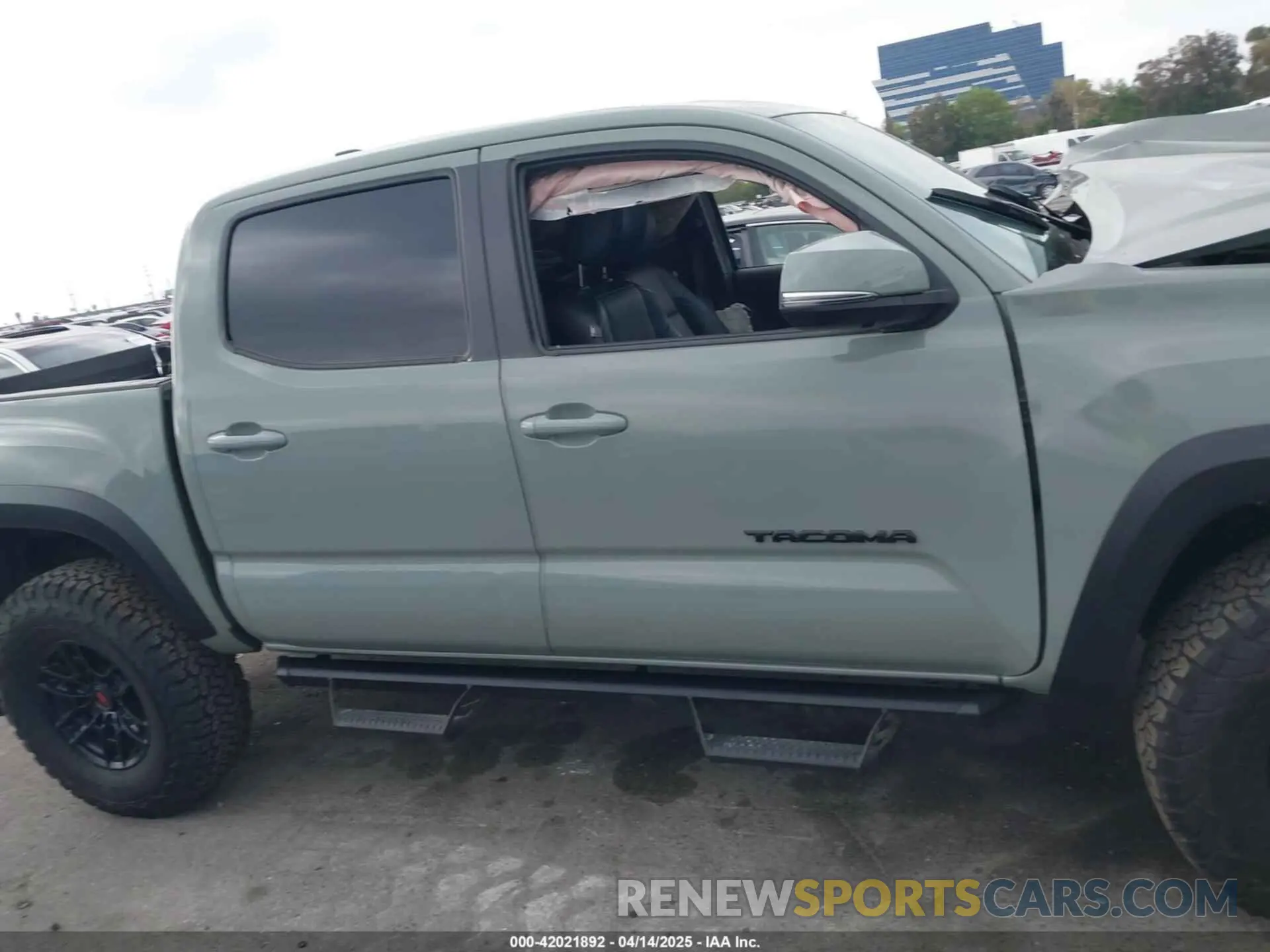 12 Photograph of a damaged car 3TMCZ5AN8PM630141 TOYOTA TACOMA 2023