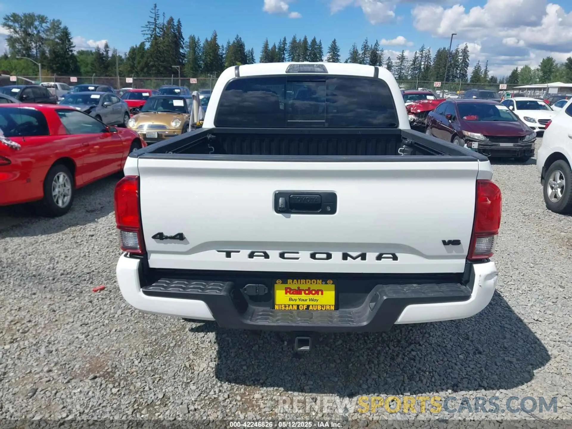 17 Photograph of a damaged car 3TMCZ5AN8PM632794 TOYOTA TACOMA 2023