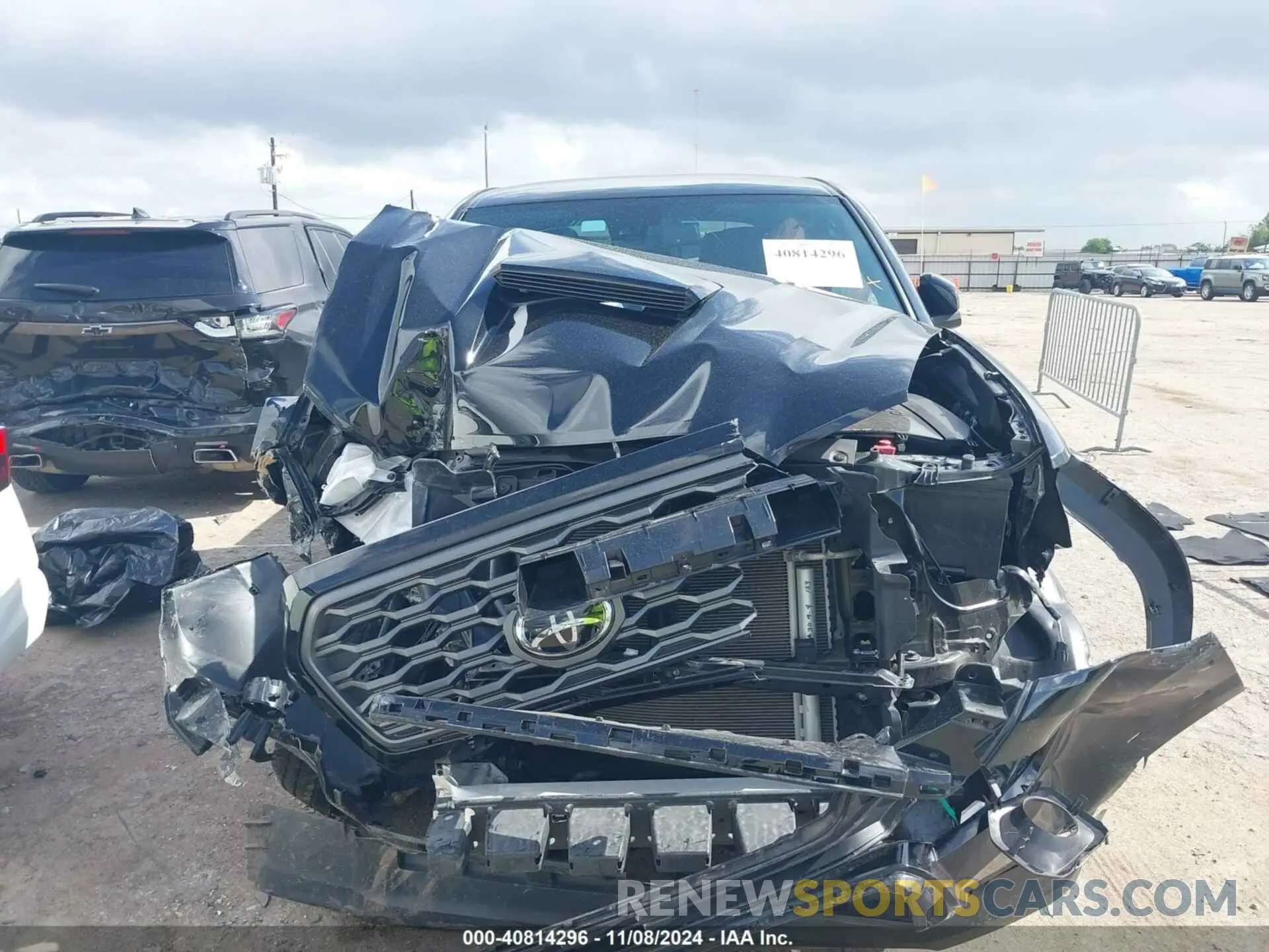 12 Photograph of a damaged car 3TMCZ5AN8PM644718 TOYOTA TACOMA 2023