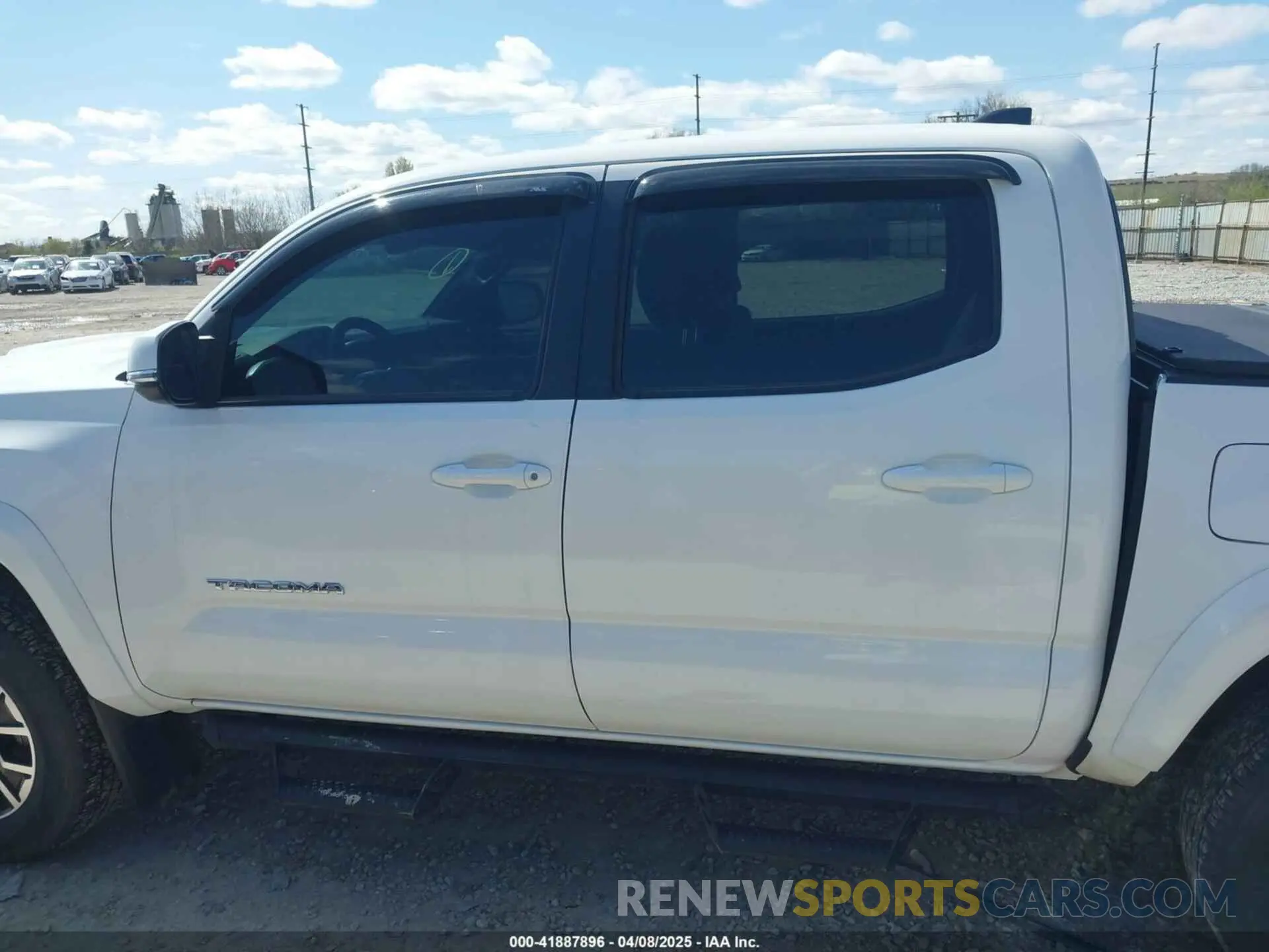 14 Photograph of a damaged car 3TMCZ5AN8PM647523 TOYOTA TACOMA 2023