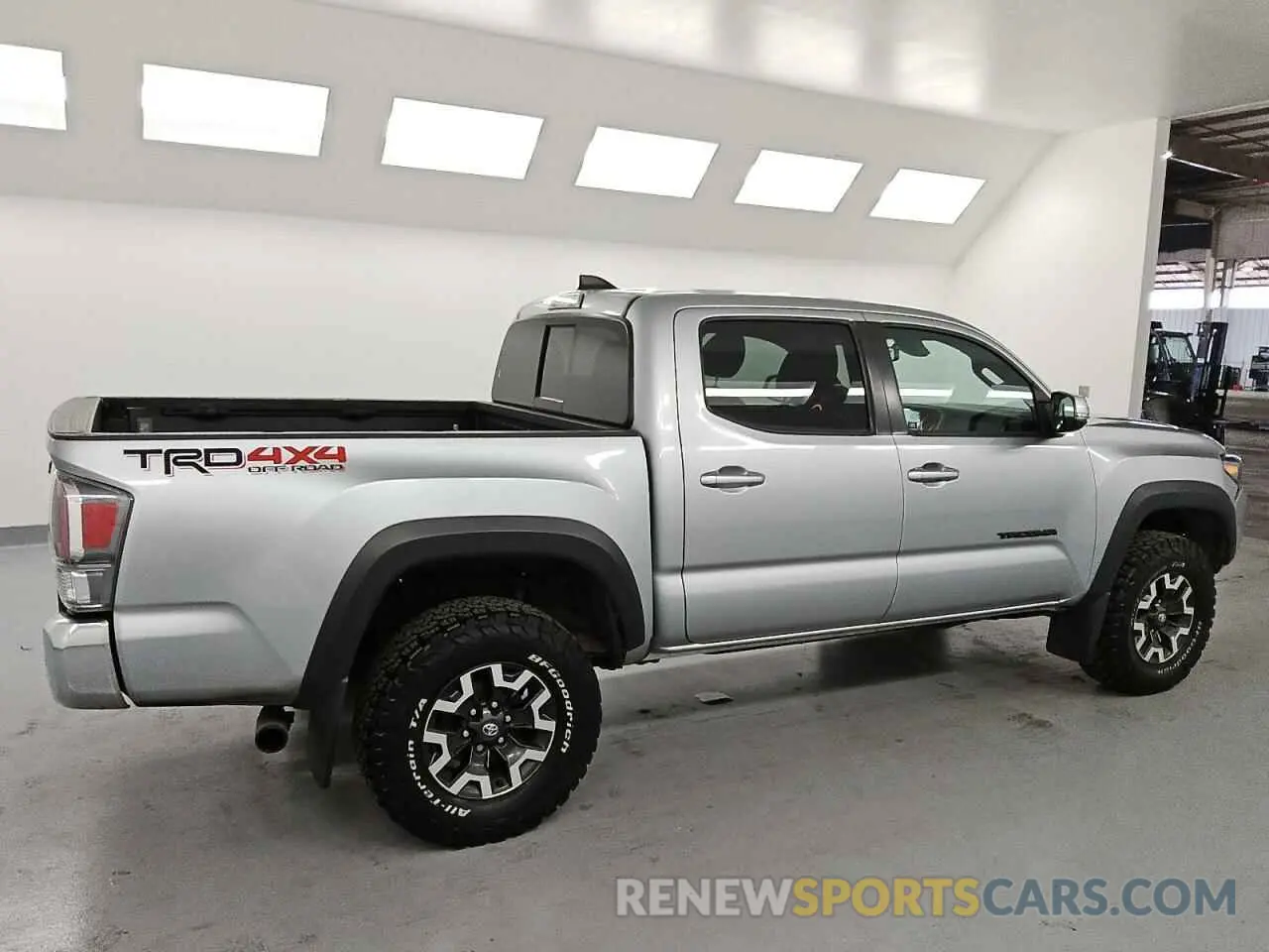 3 Photograph of a damaged car 3TMCZ5AN9PM549634 TOYOTA TACOMA 2023